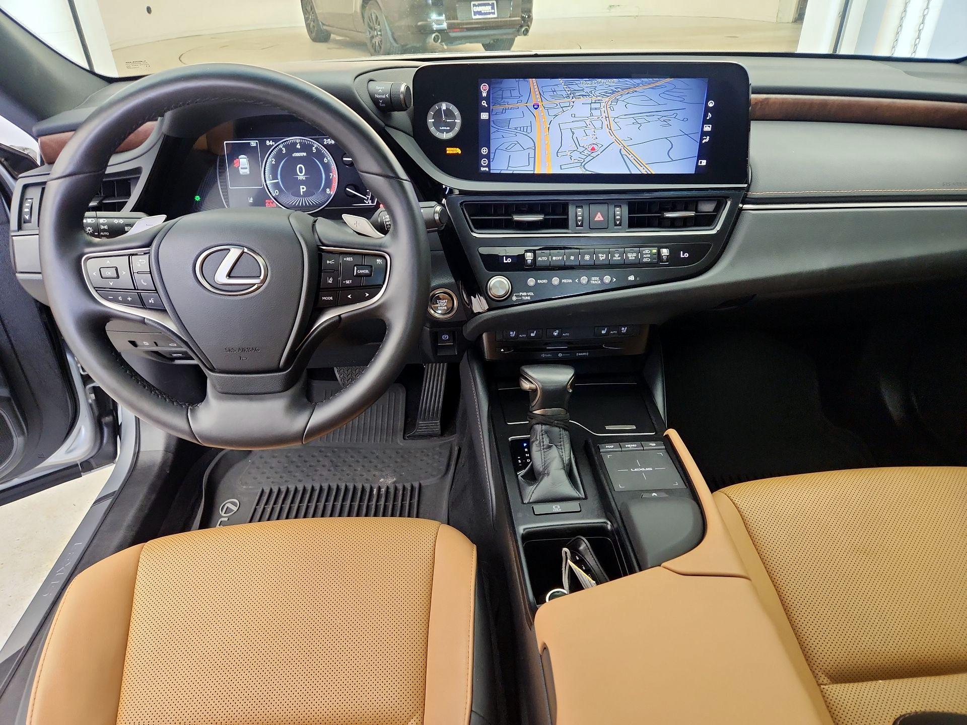 Thumbnail: 2022 Lexus ES - 9