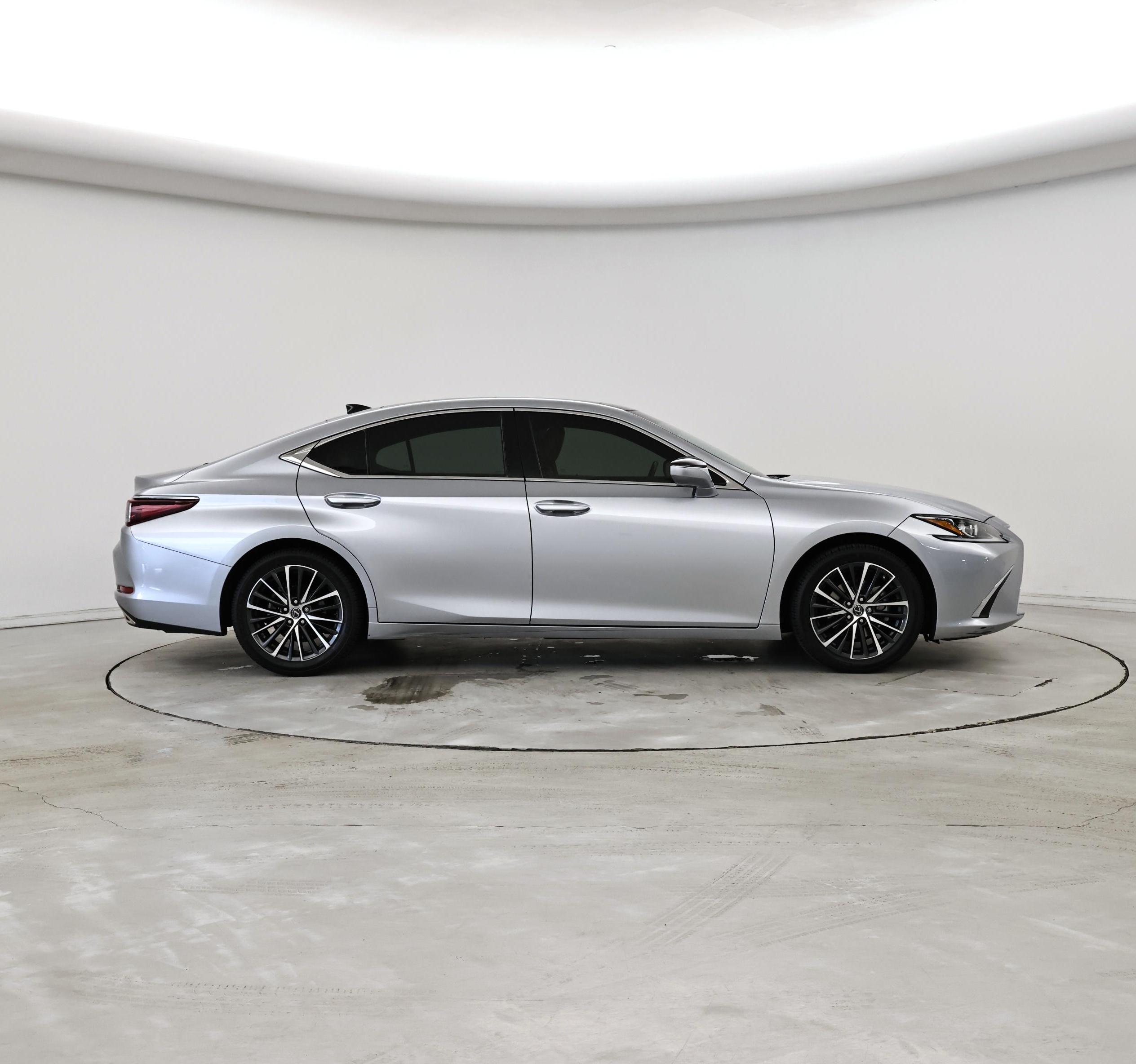 Thumbnail: 2022 Lexus ES - 7