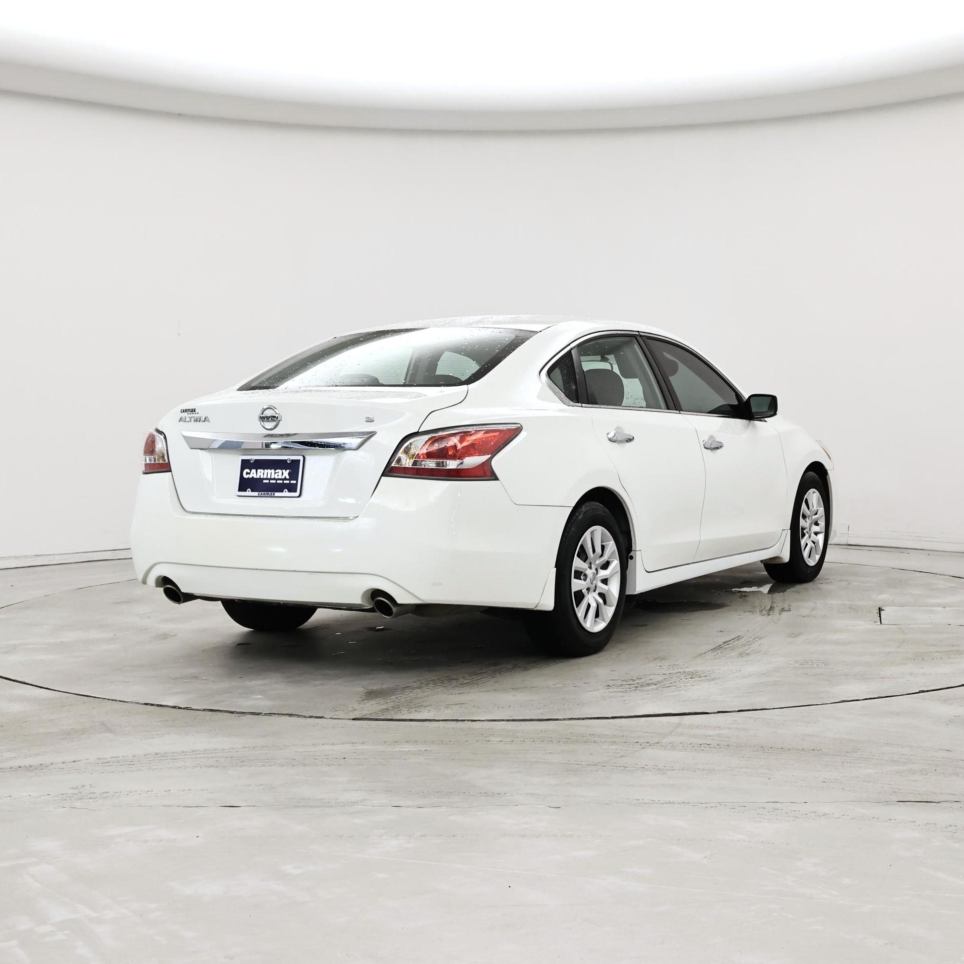 Thumbnail: 2015 Nissan Altima - 8