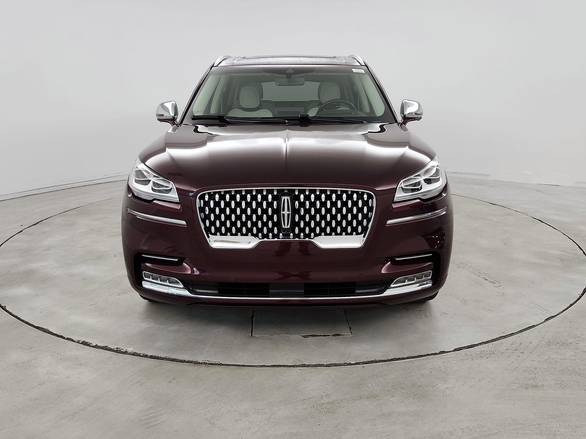 Thumbnail: 2020 Lincoln Aviator - 2