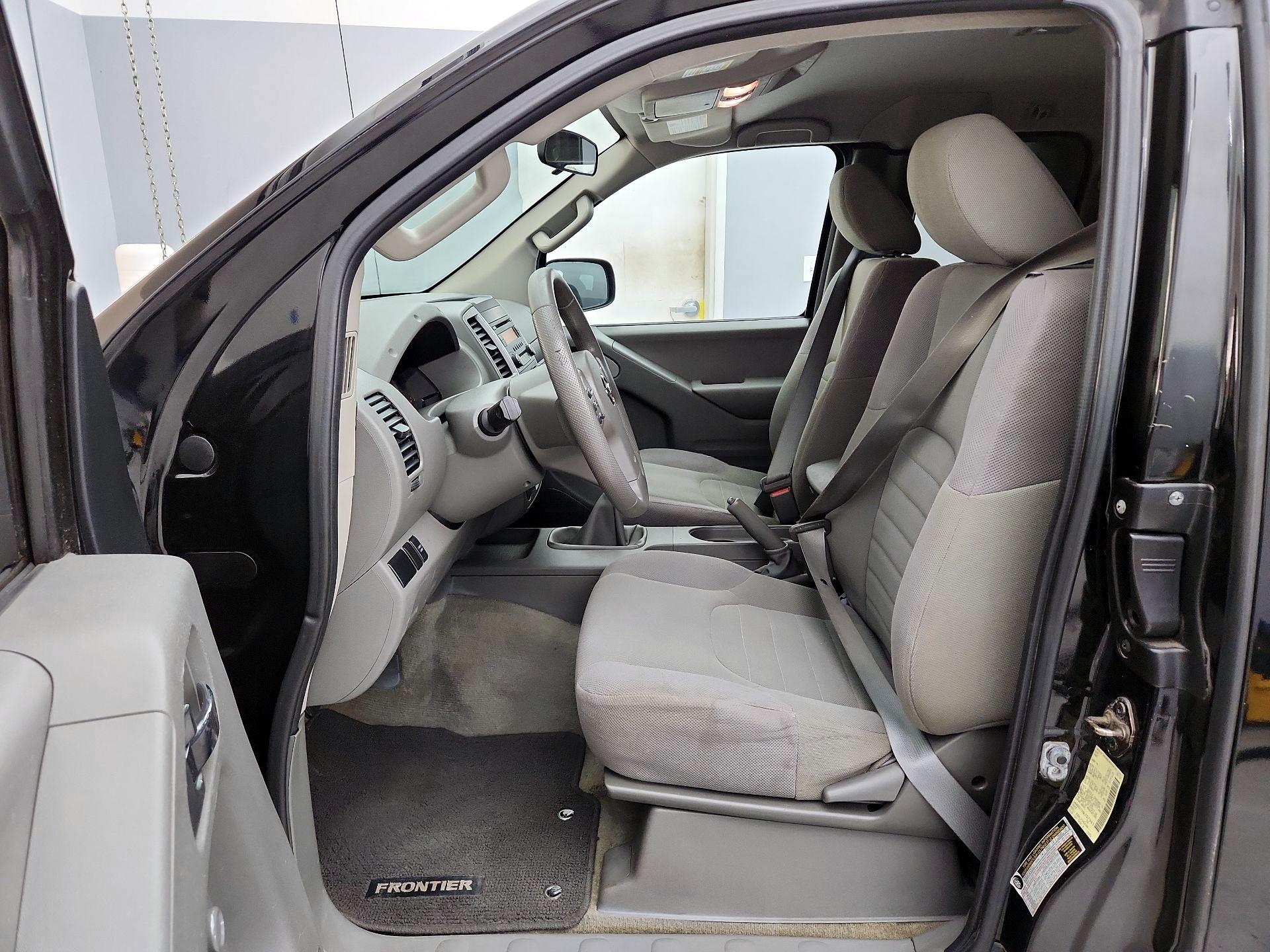 Thumbnail: 2015 Nissan Frontier - 11