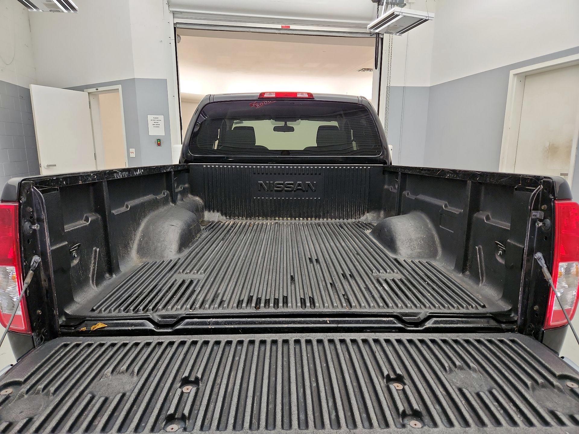 Thumbnail: 2015 Nissan Frontier - 19