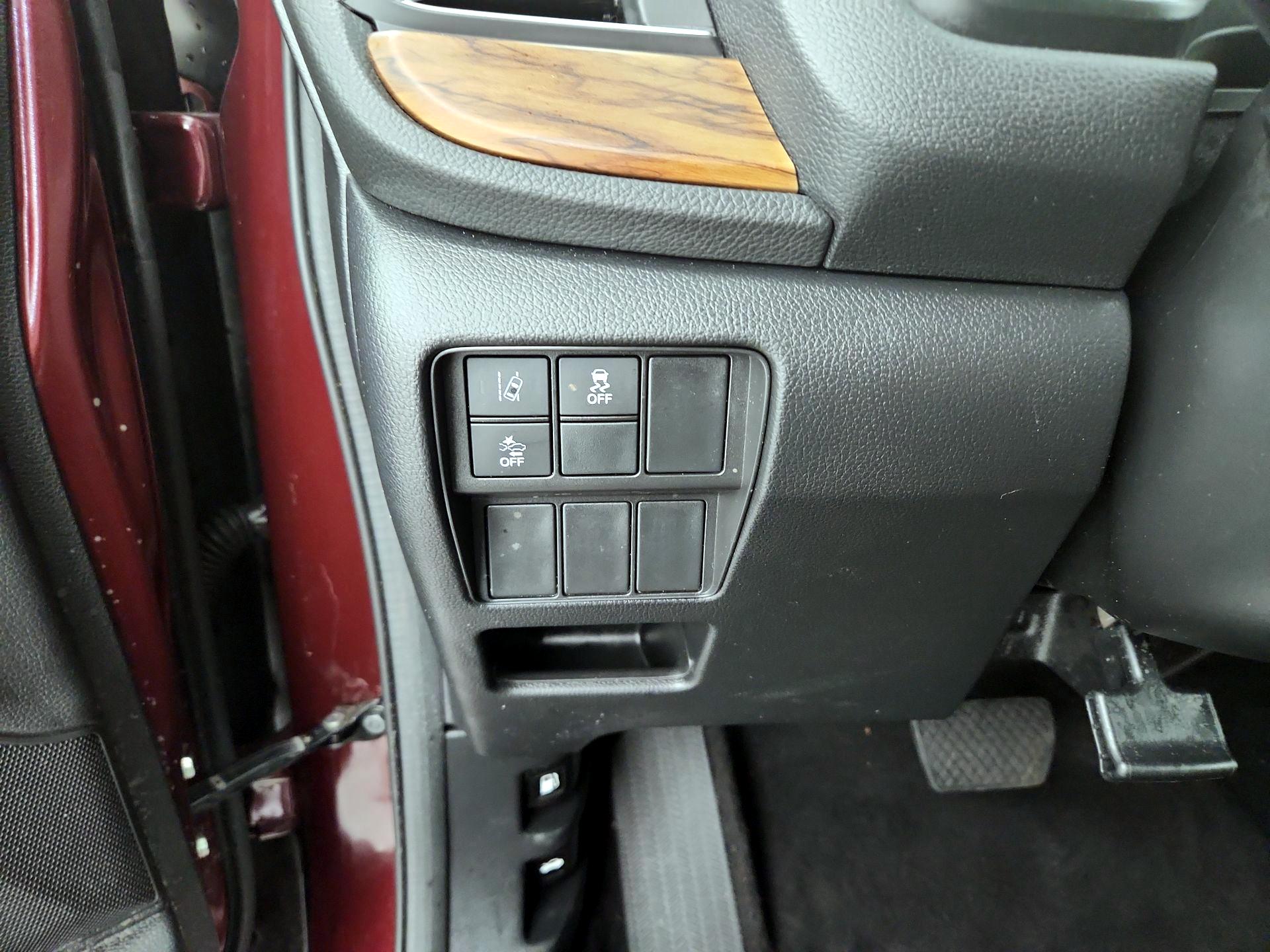 Thumbnail: 2018 Honda CR-V - 13