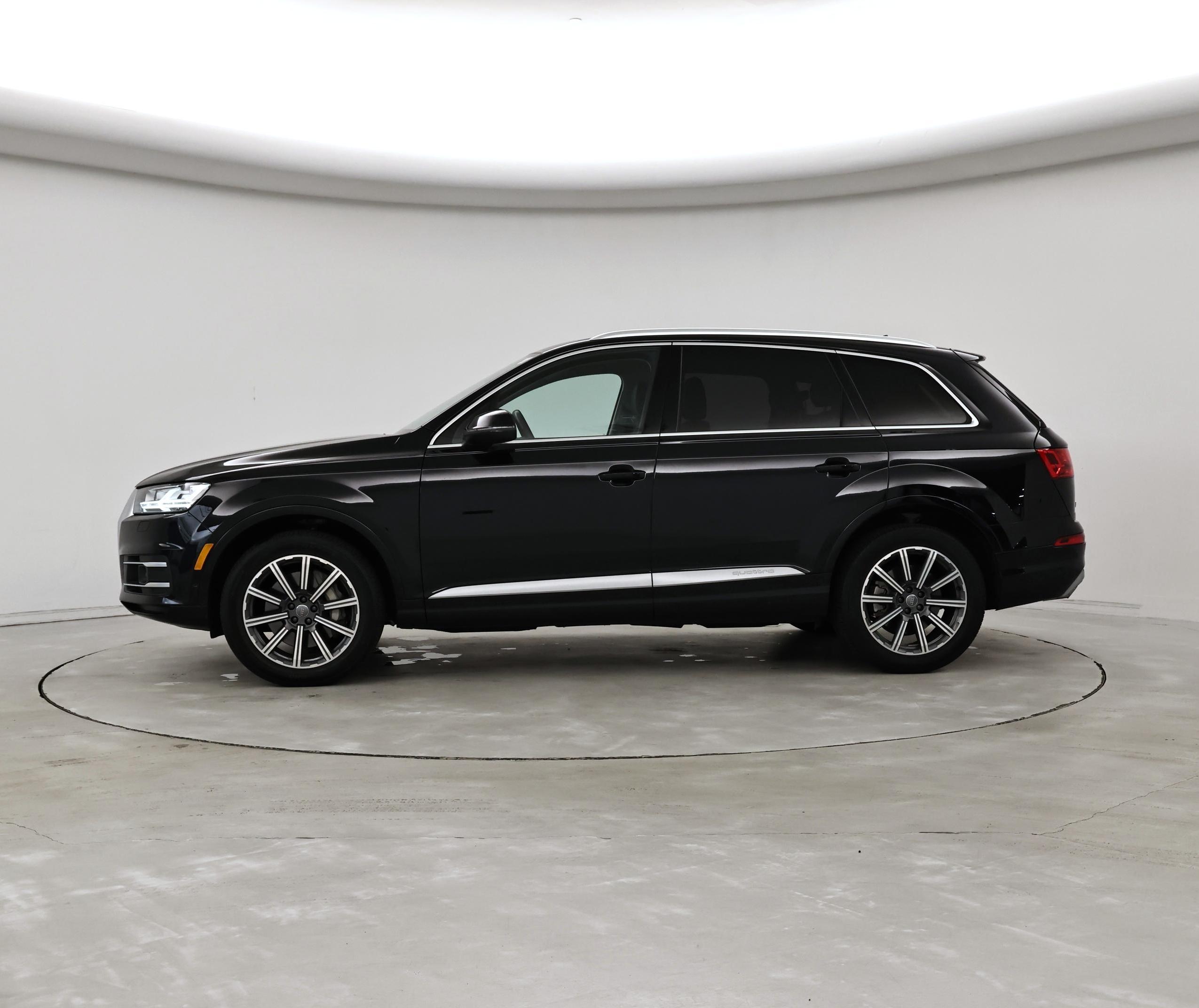 Thumbnail: 2019 Audi Q7 - 3