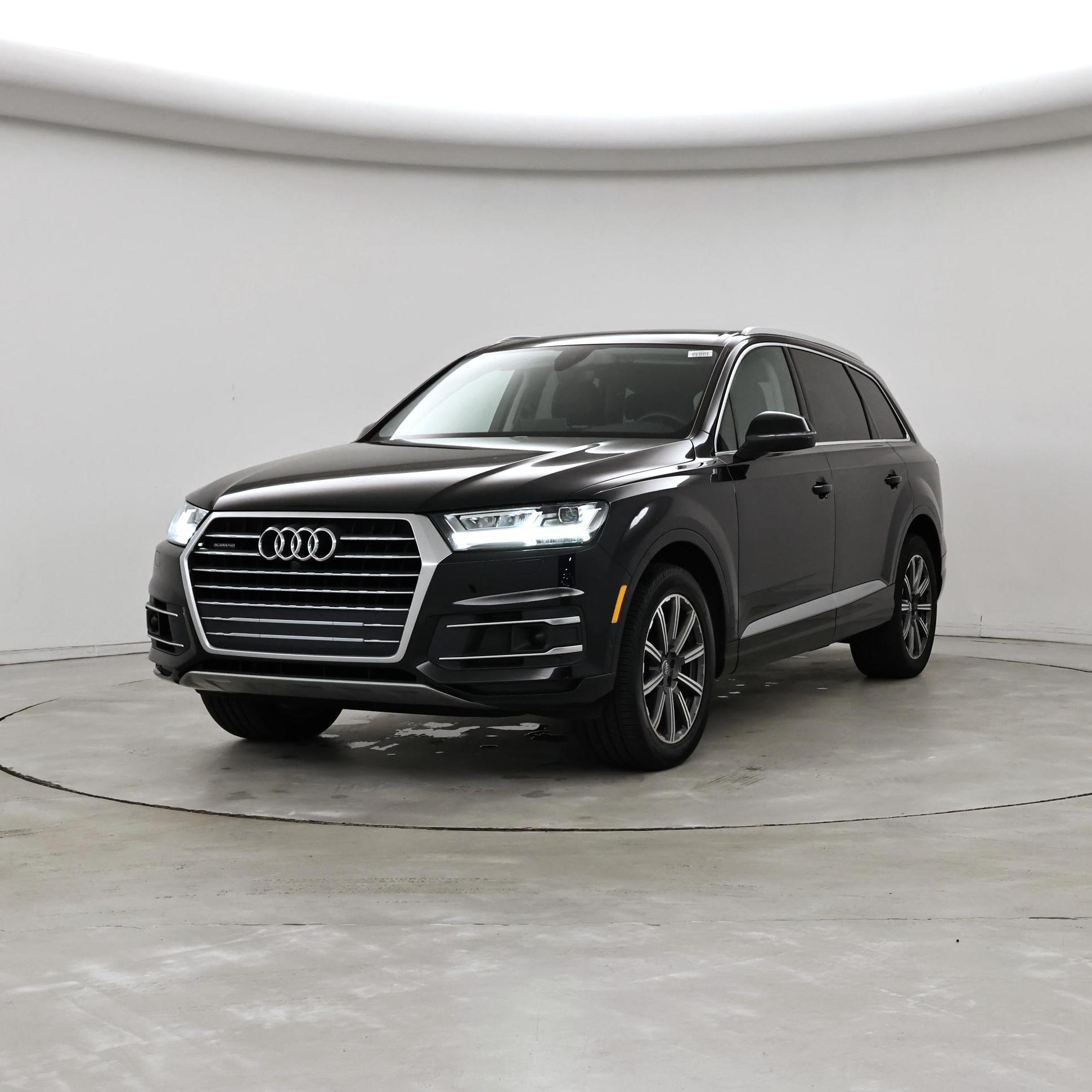 Thumbnail: 2019 Audi Q7 - 4