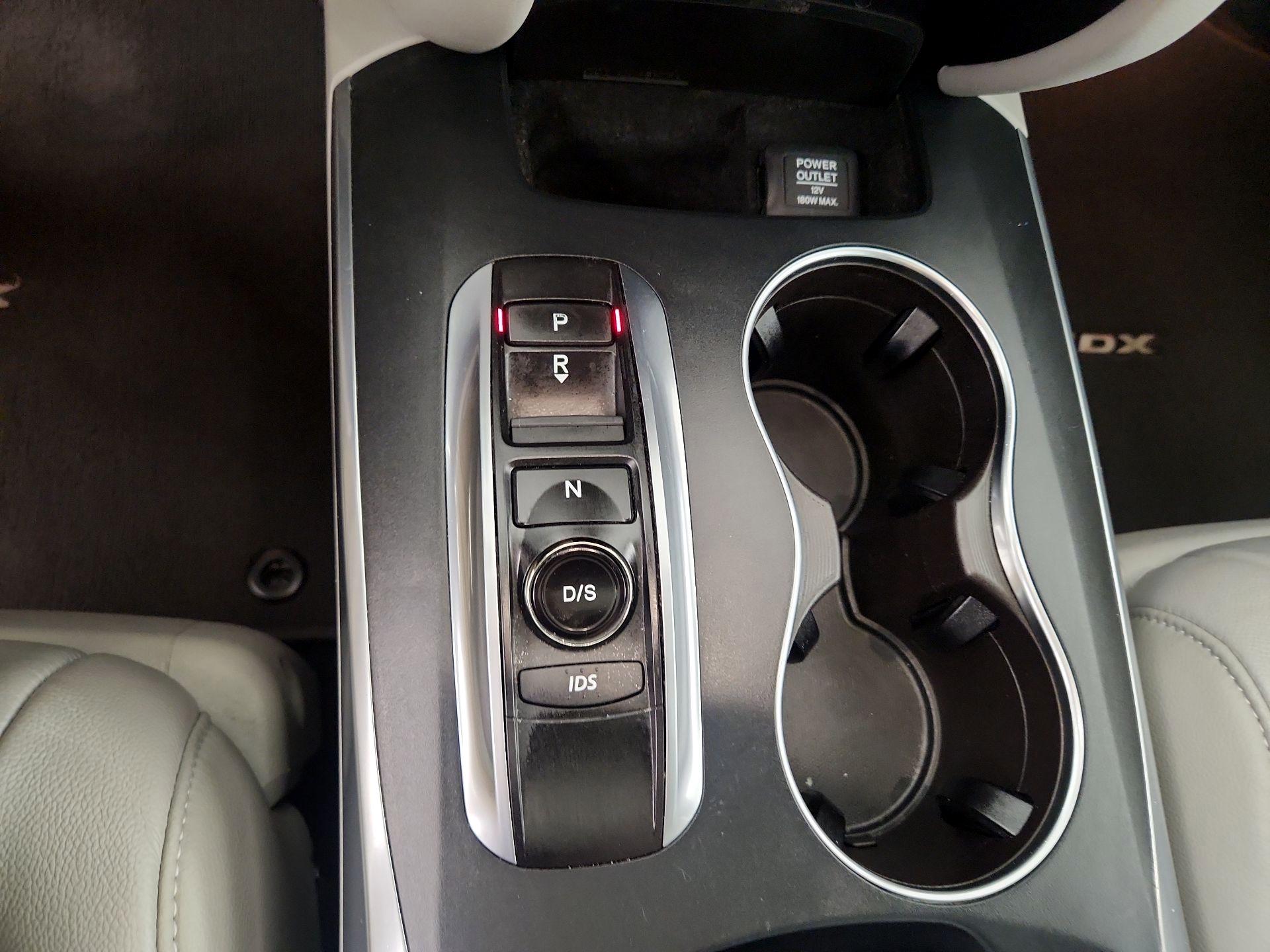 Thumbnail: 2016 Acura MDX - 16