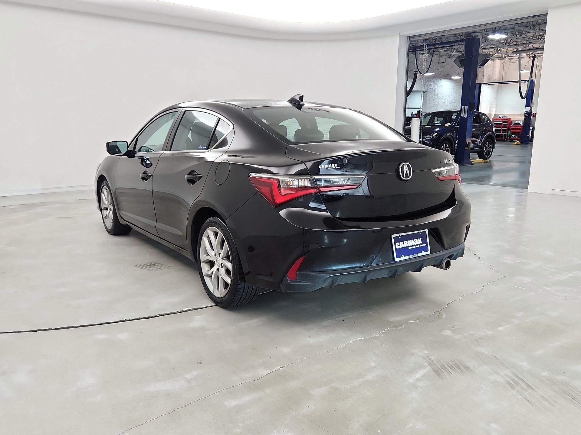 Thumbnail: 2019 Acura ILX - 7