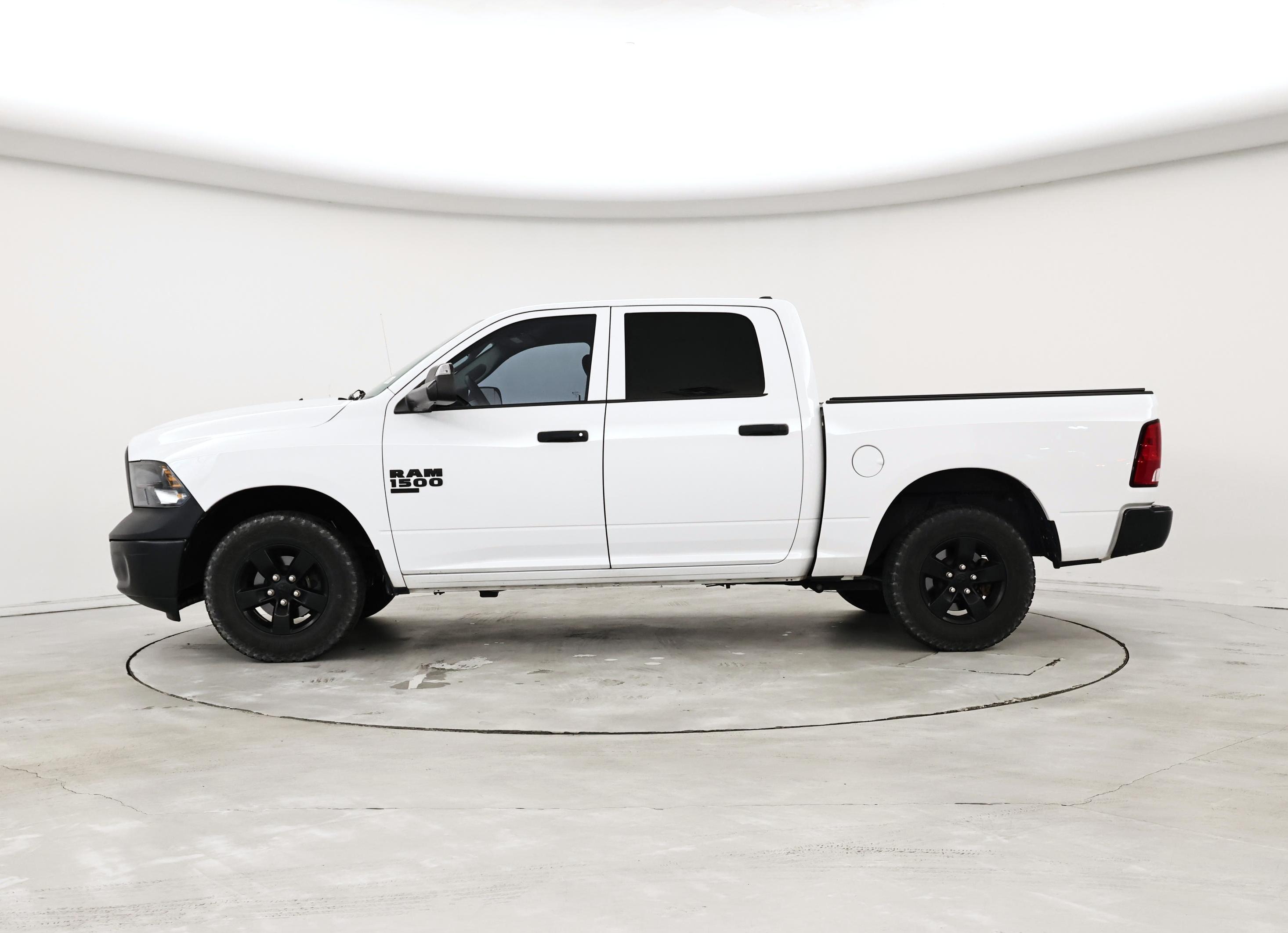 Thumbnail: 2023 RAM 1500 Classic - 3