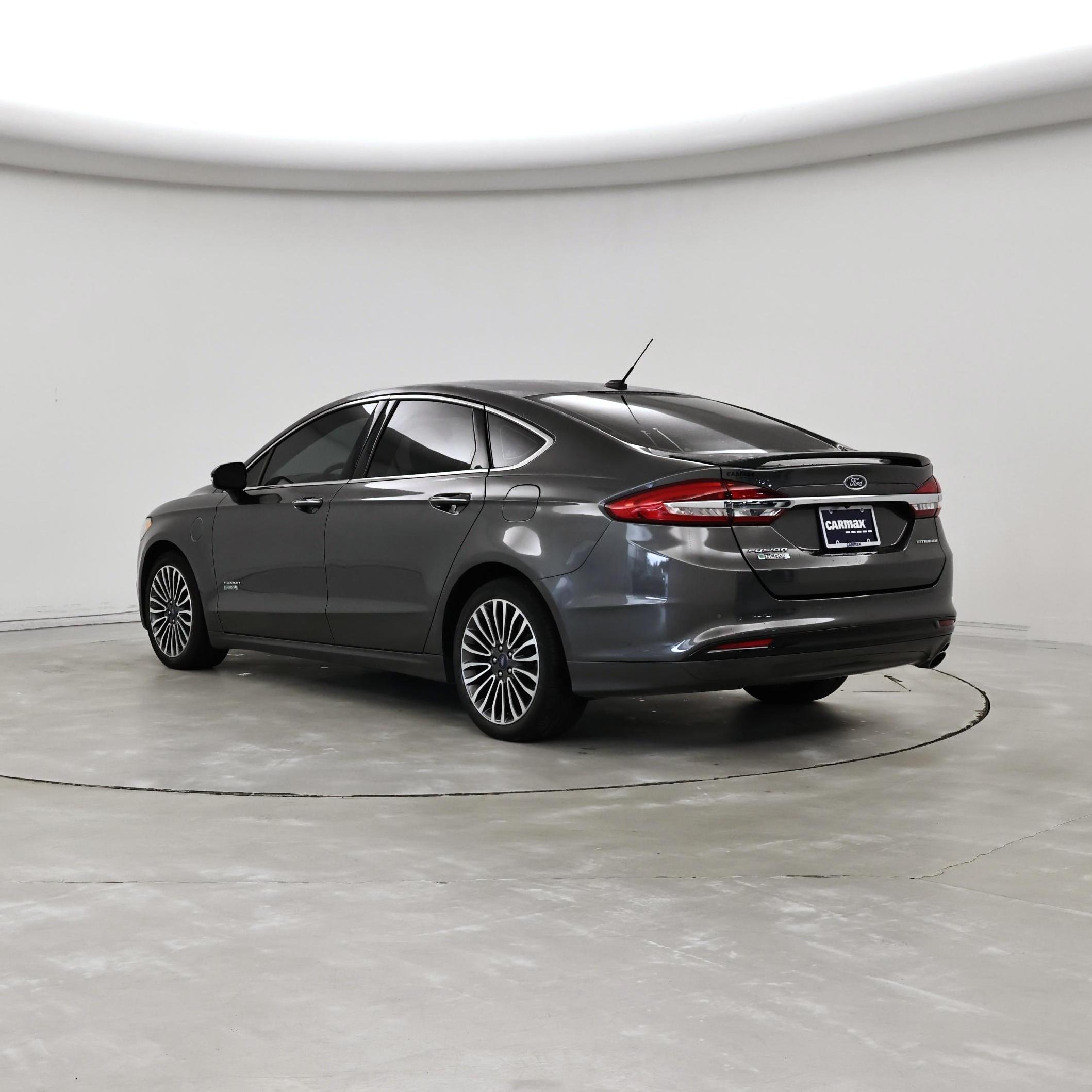Thumbnail: 2017 Ford Fusion - 2