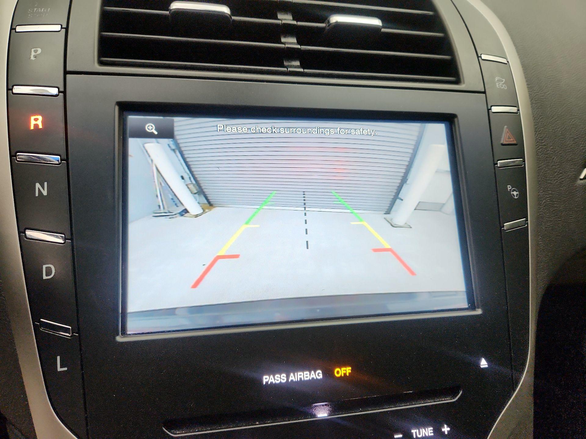 Thumbnail: 2016 Lincoln MKZ - 15