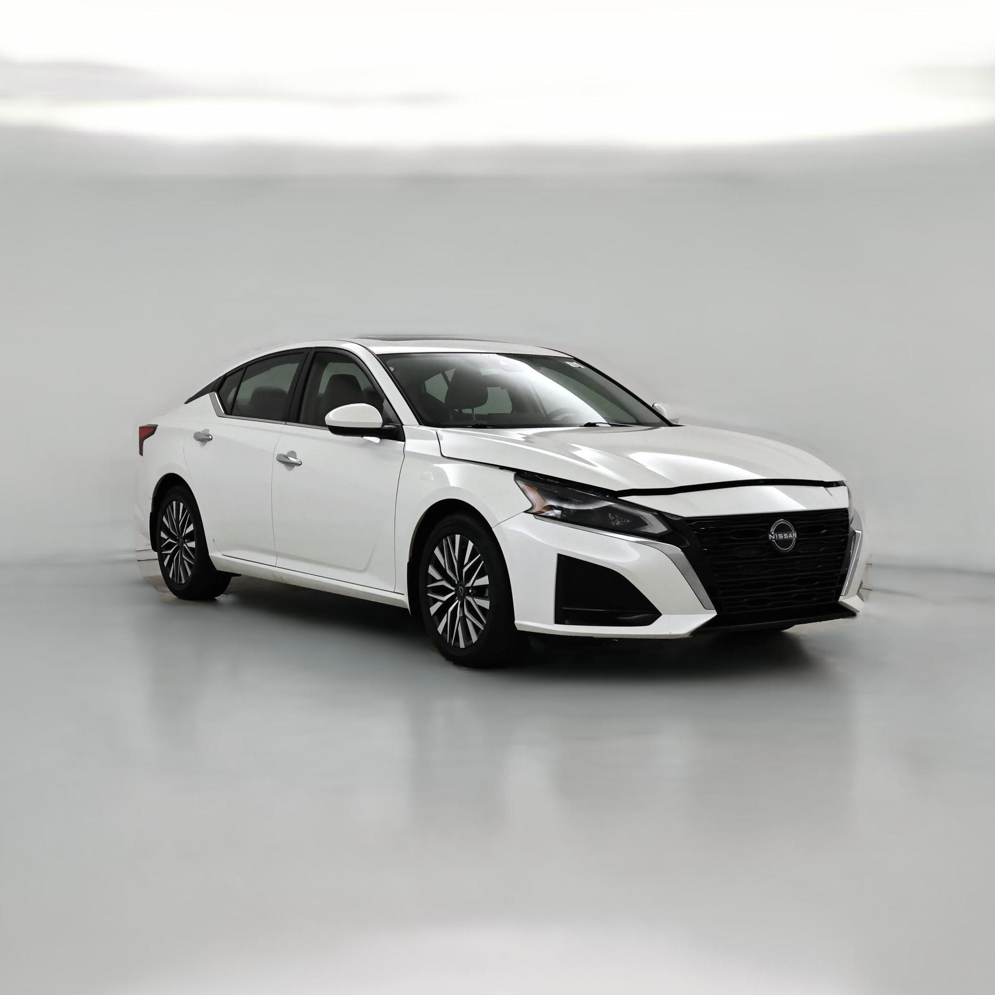 Thumbnail: 2023 Nissan Altima - 1