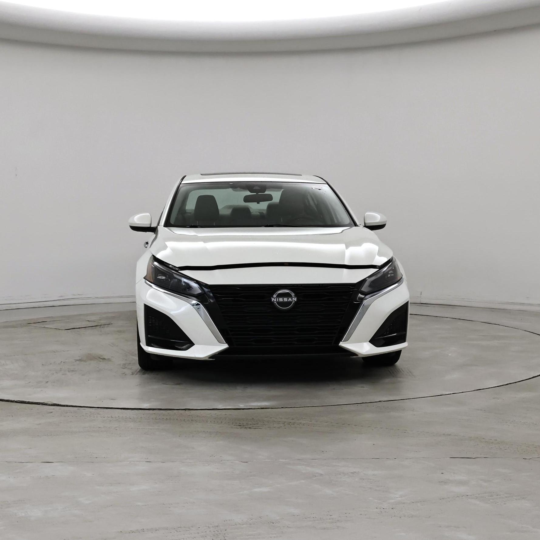 Thumbnail: 2023 Nissan Altima - 5