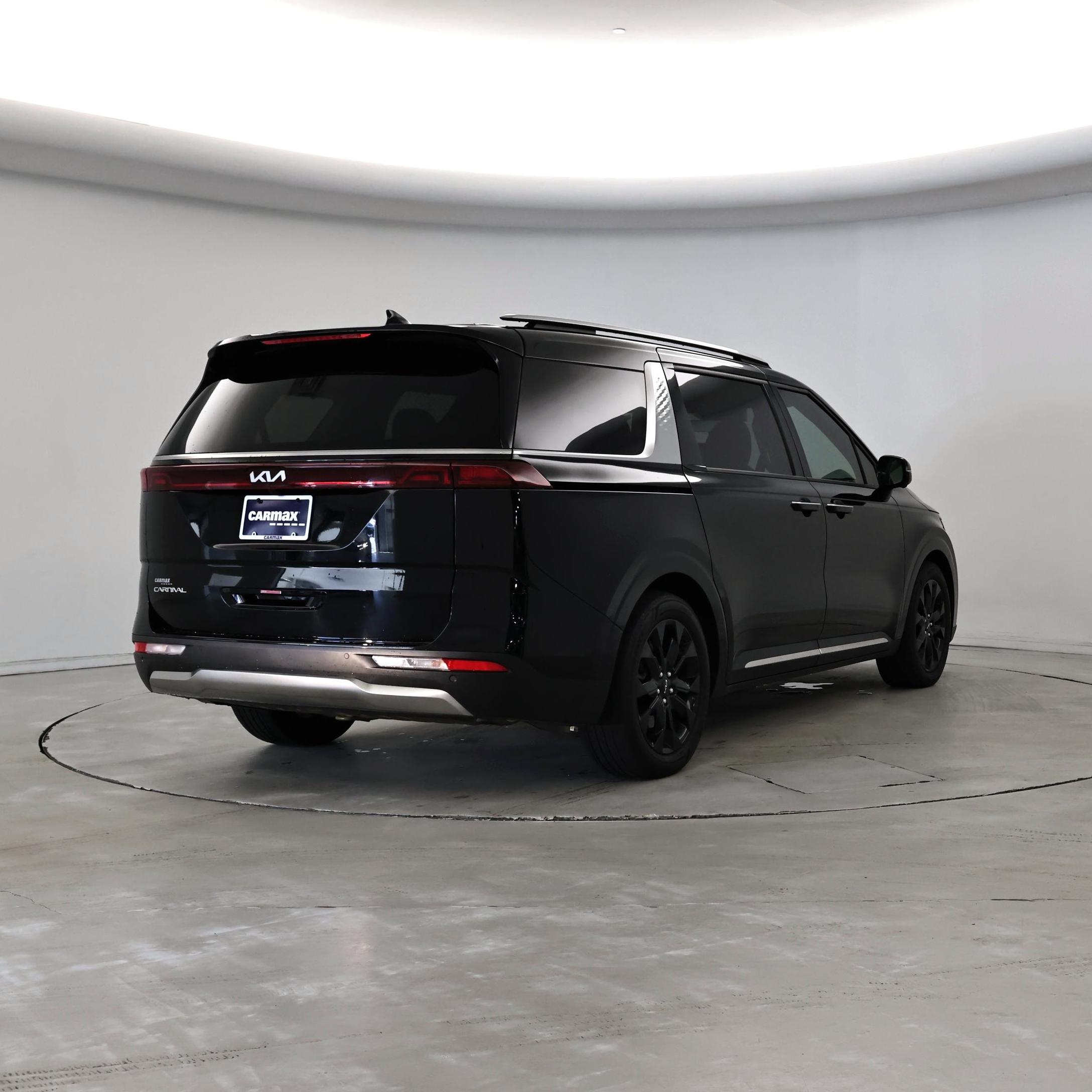 Thumbnail: 2024 Kia Carnival - 8