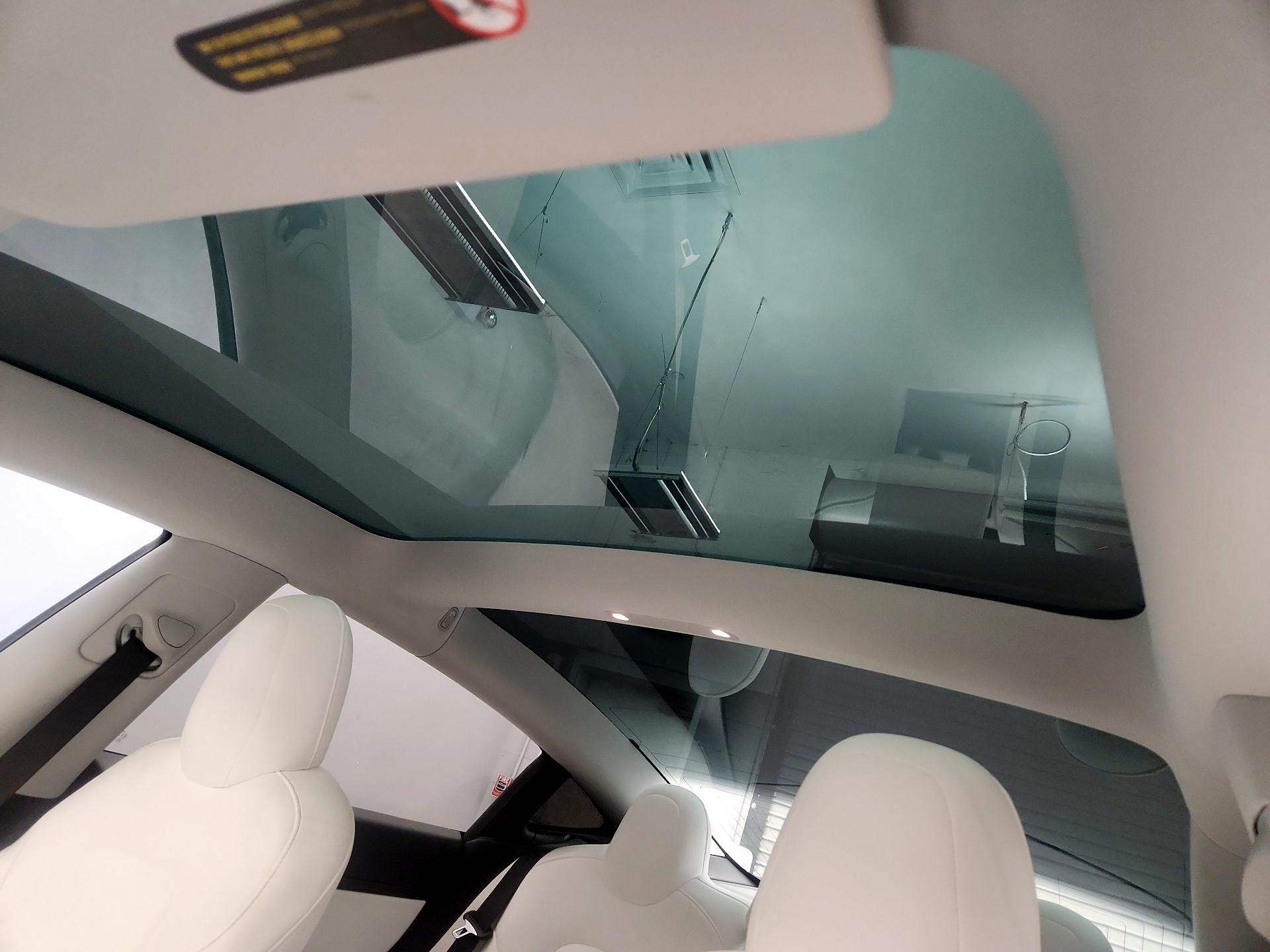 Thumbnail: 2020 Tesla Model 3 - 19