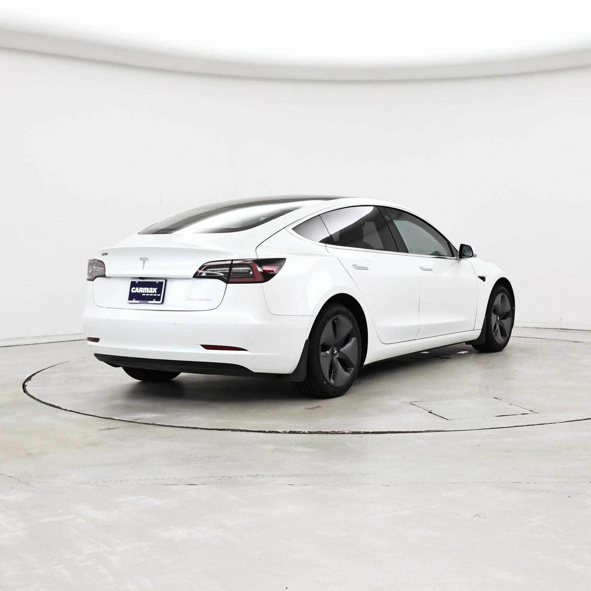 Thumbnail: 2020 Tesla Model 3 - 8
