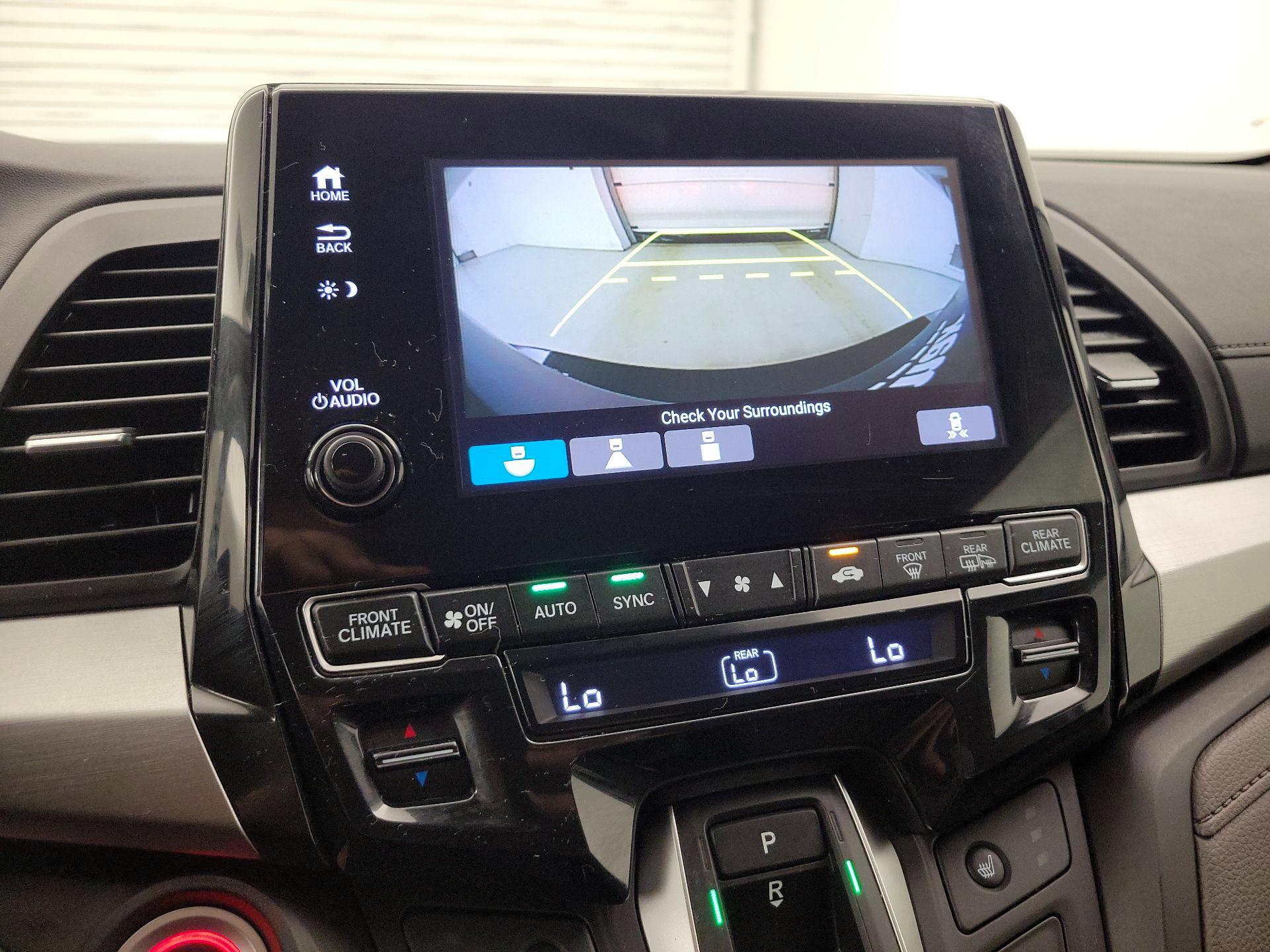 Thumbnail: 2019 Honda Odyssey - 14