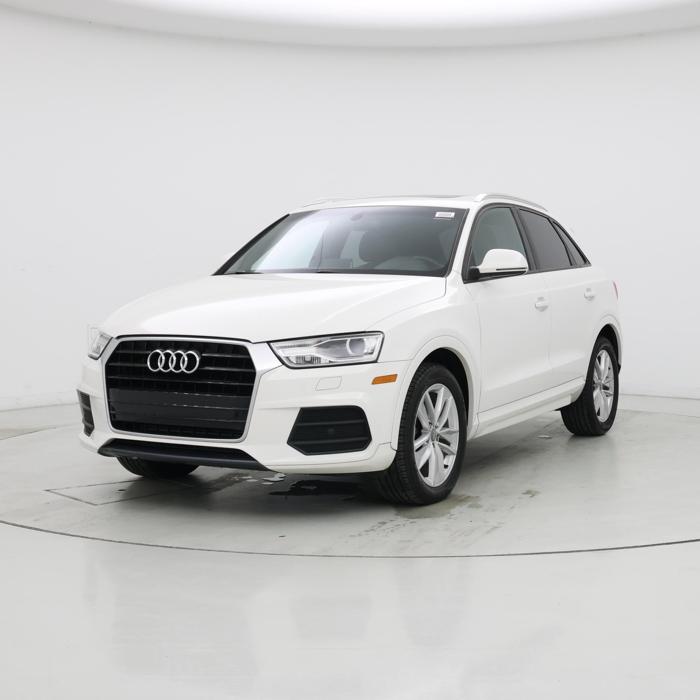 Thumbnail: 2017 Audi Q3 - 4
