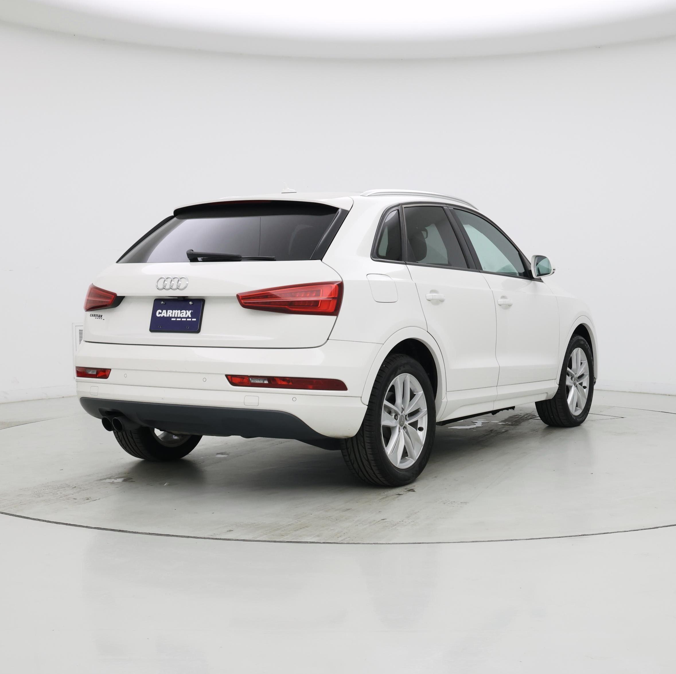 Thumbnail: 2017 Audi Q3 - 8