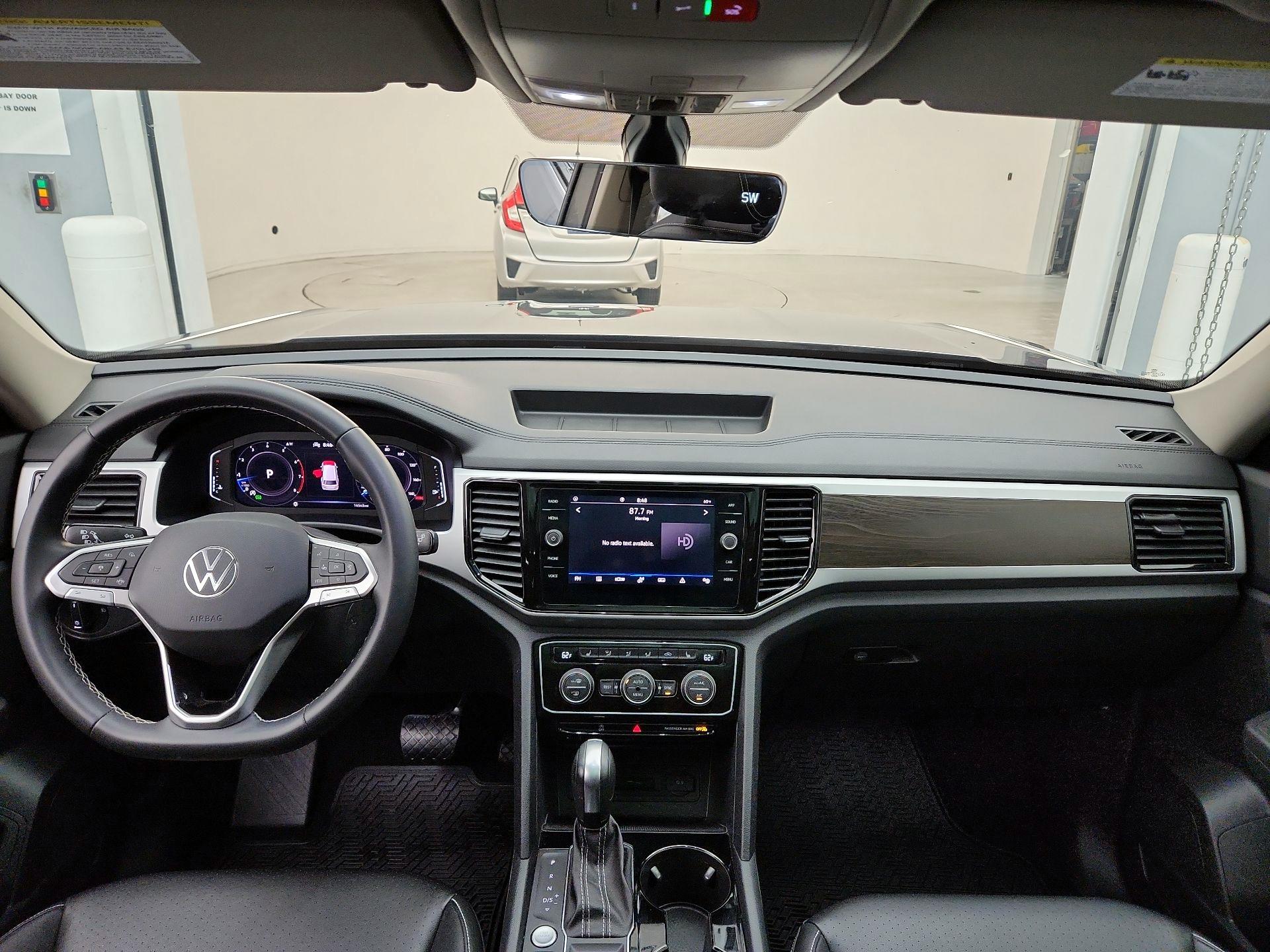 Thumbnail: 2023 Volkswagen Atlas - 9