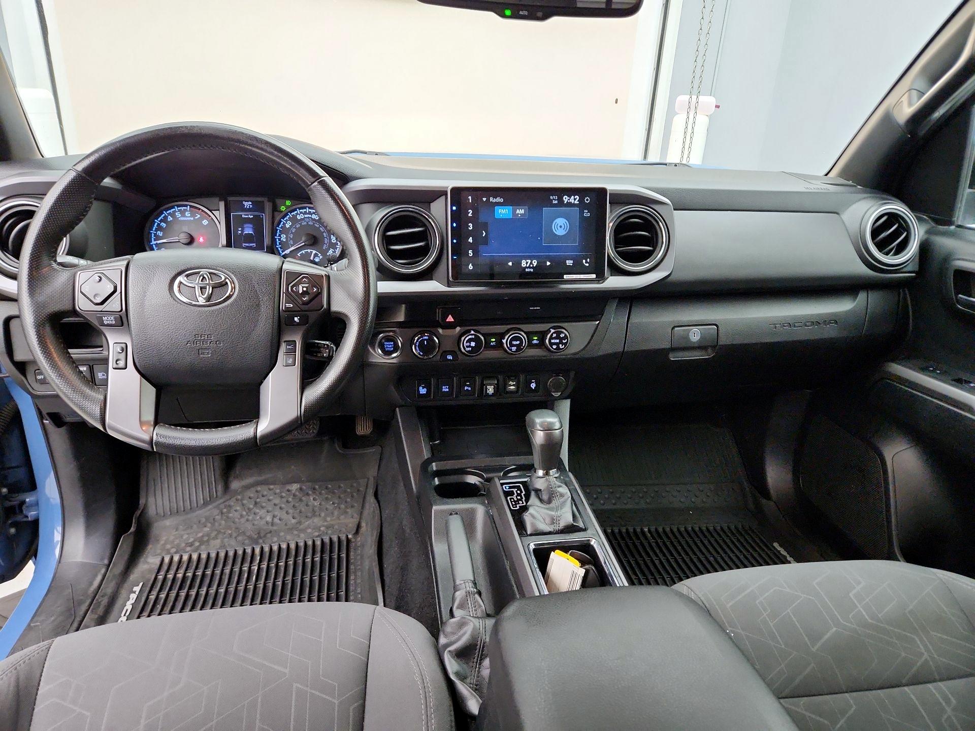 Thumbnail: 2019 Toyota Tacoma - 9