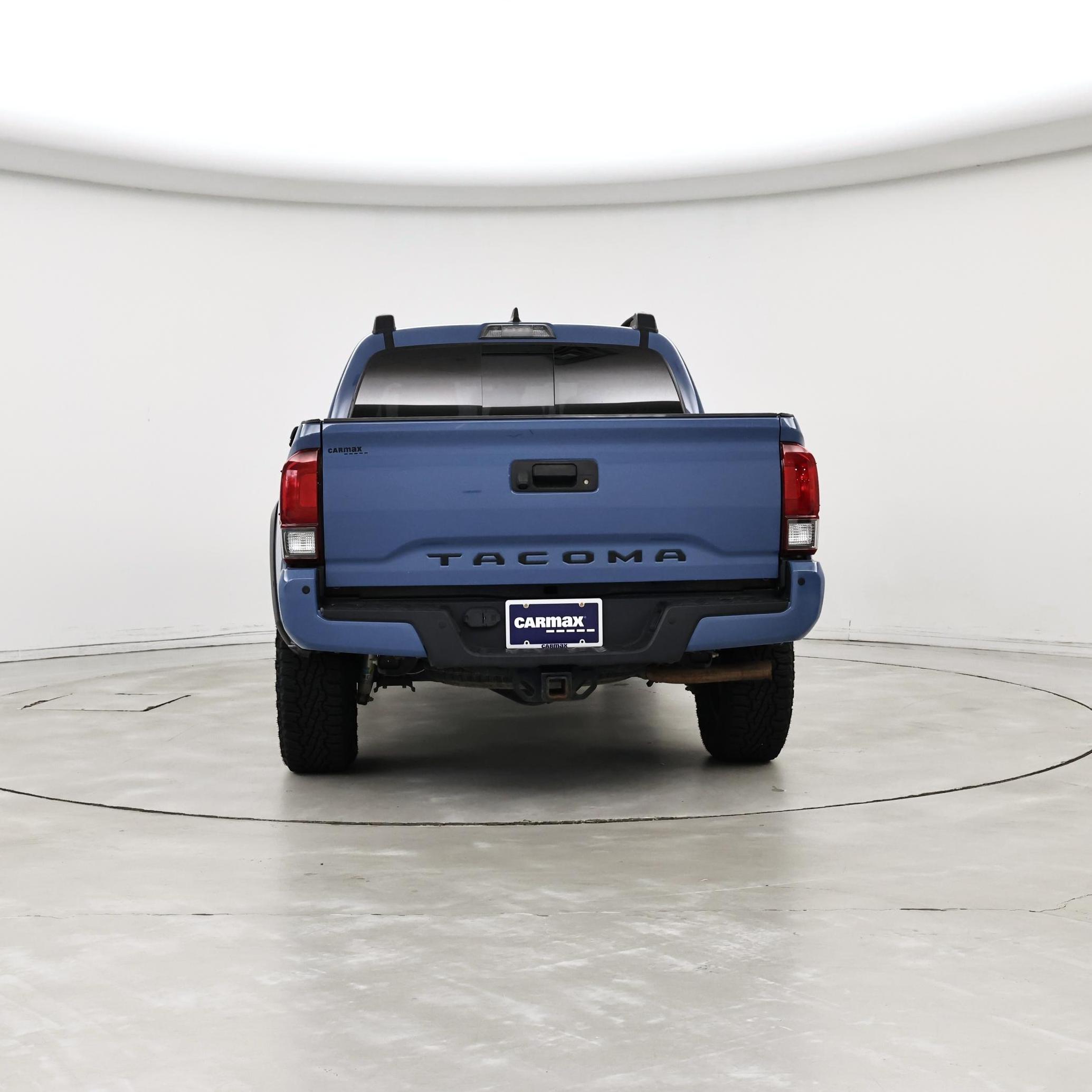 Thumbnail: 2019 Toyota Tacoma - 6