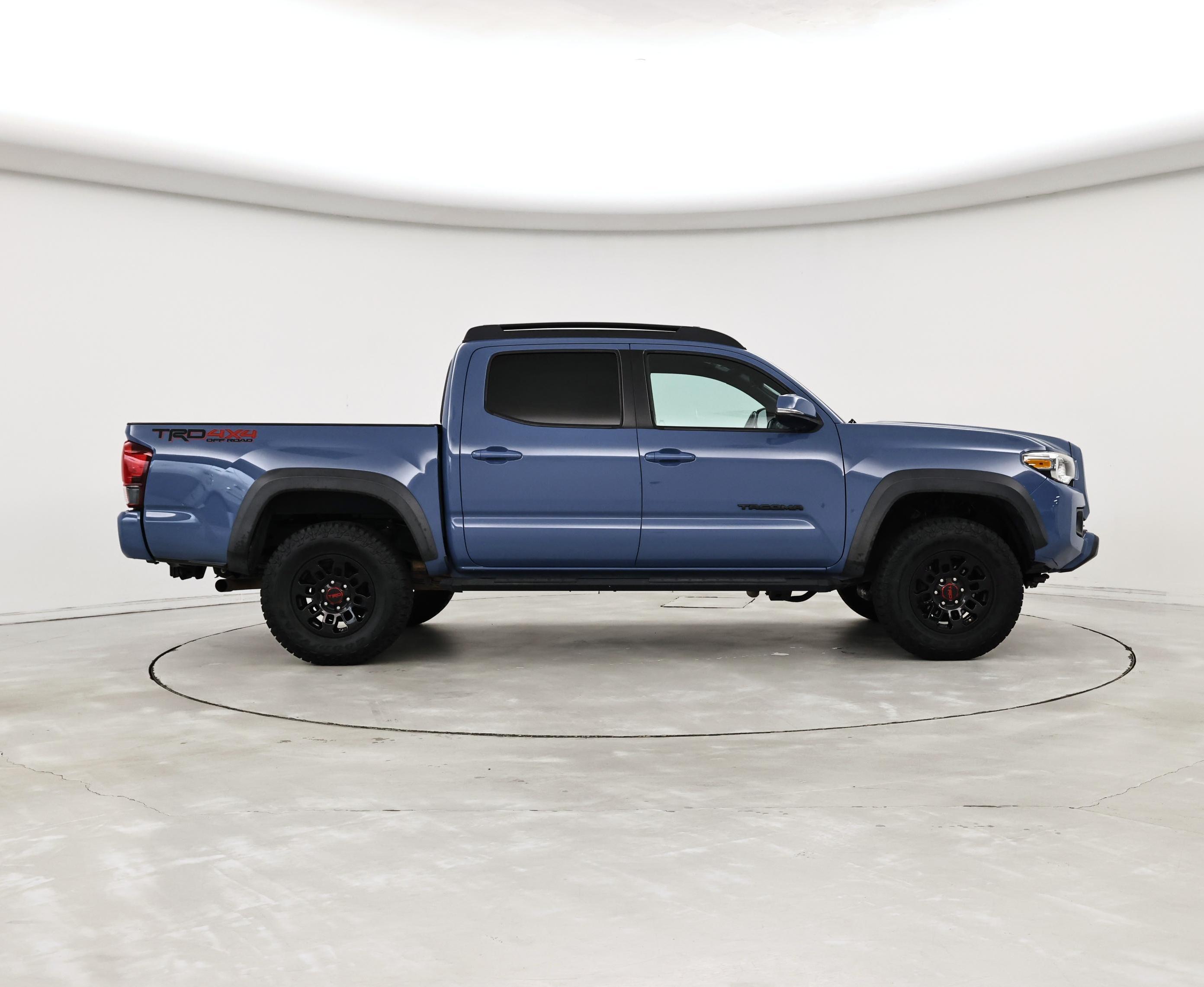 Thumbnail: 2019 Toyota Tacoma - 7