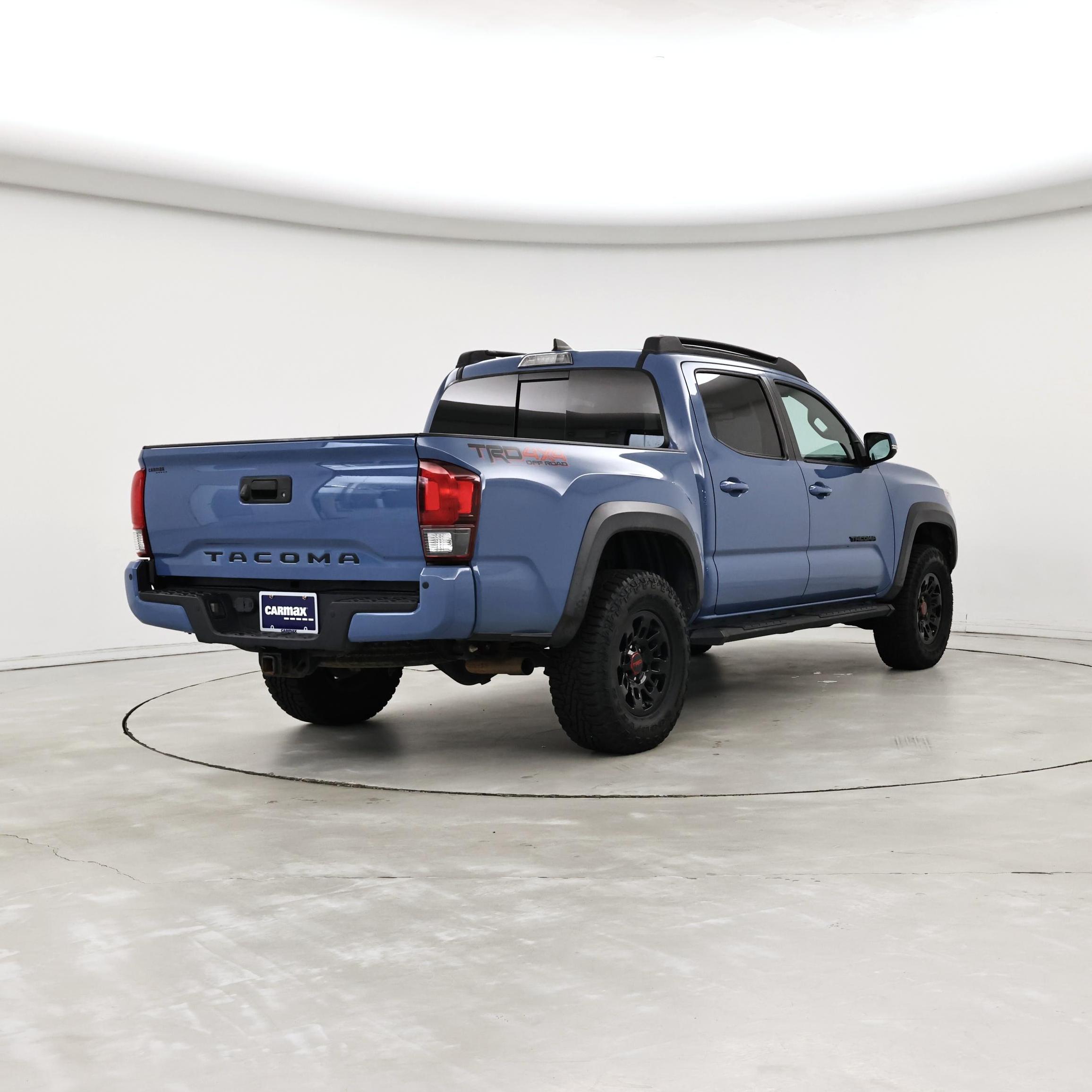 Thumbnail: 2019 Toyota Tacoma - 8