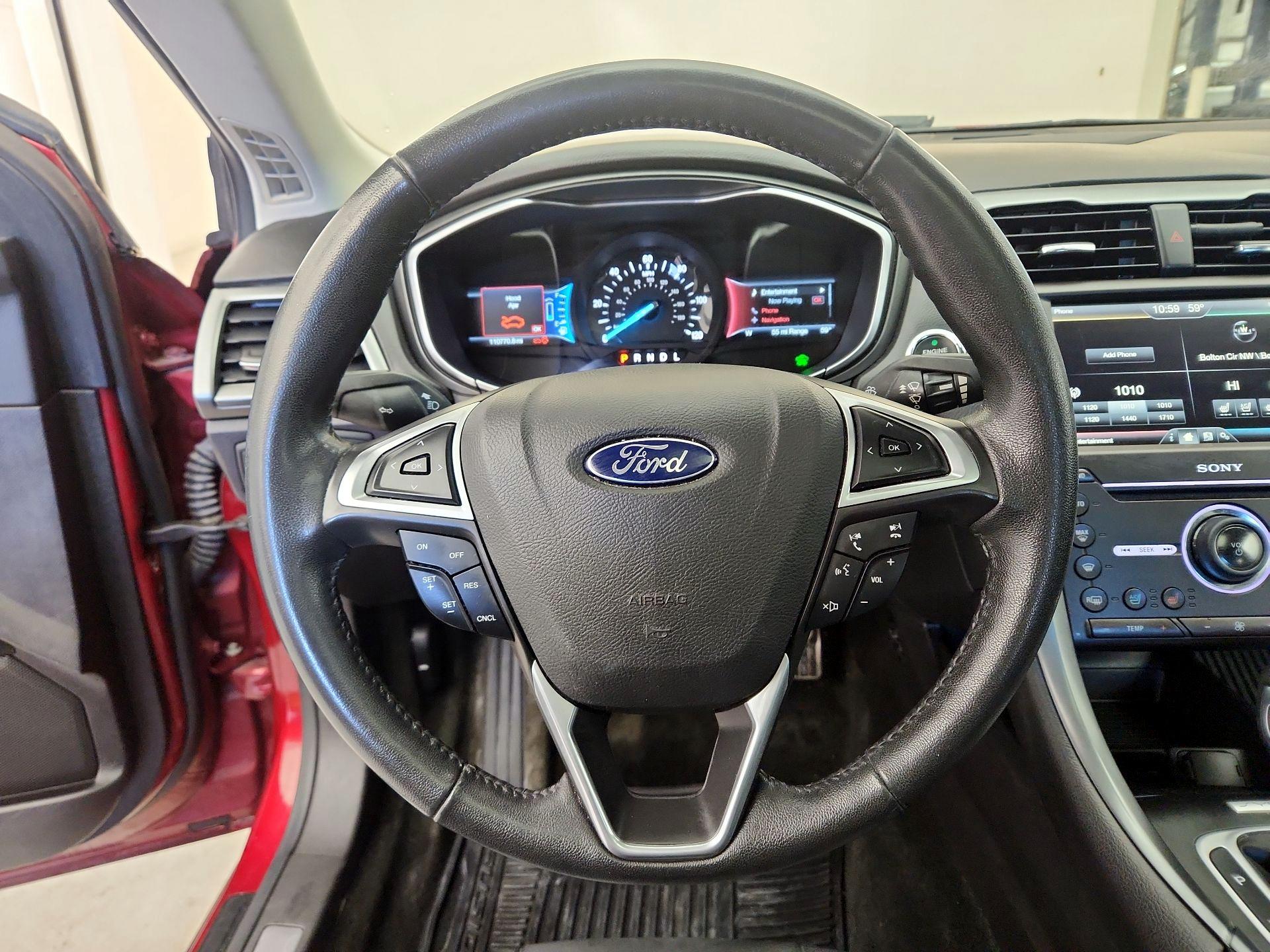 Thumbnail: 2016 Ford Fusion - 10