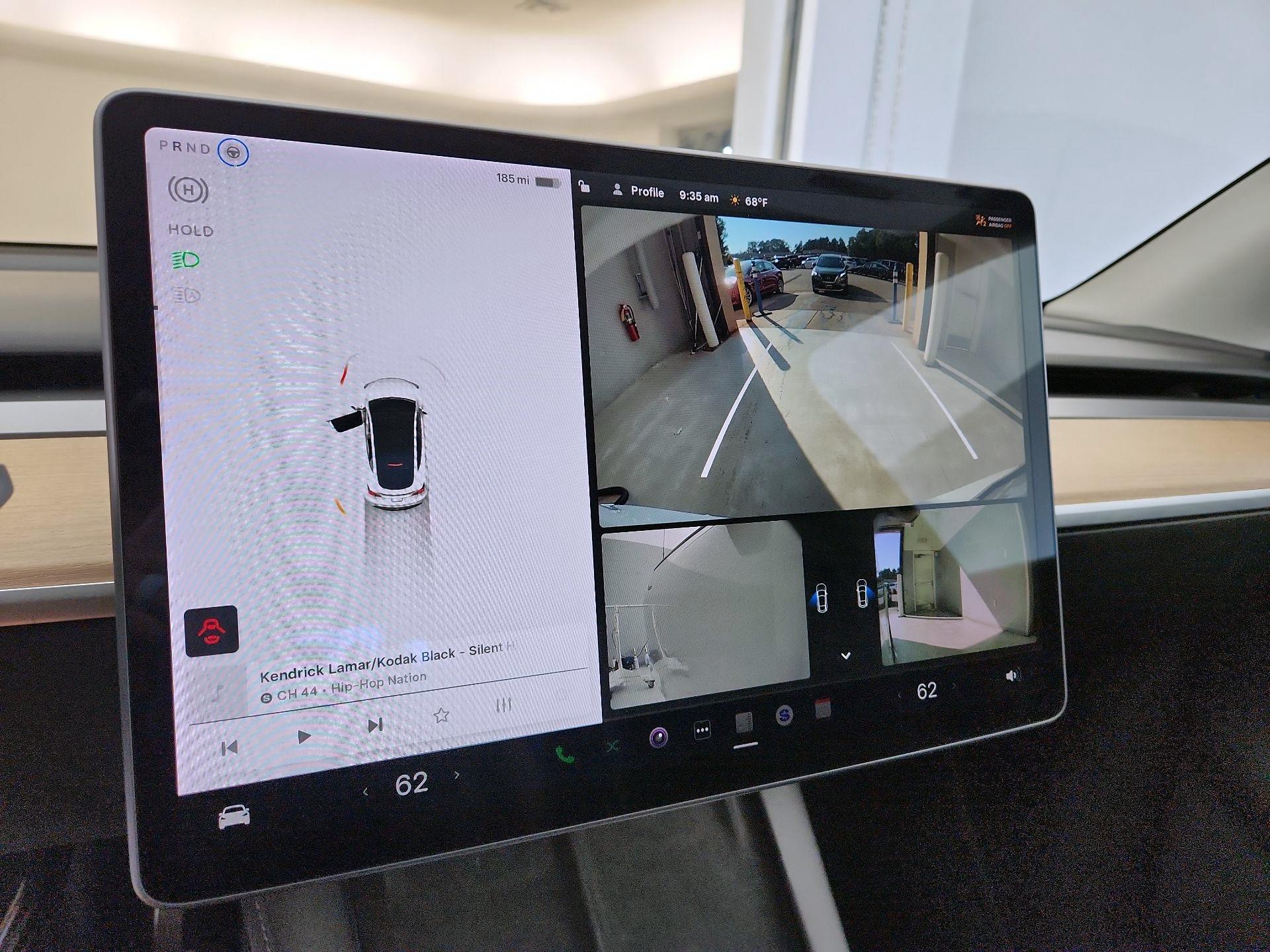 Thumbnail: 2022 Tesla Model Y - 14