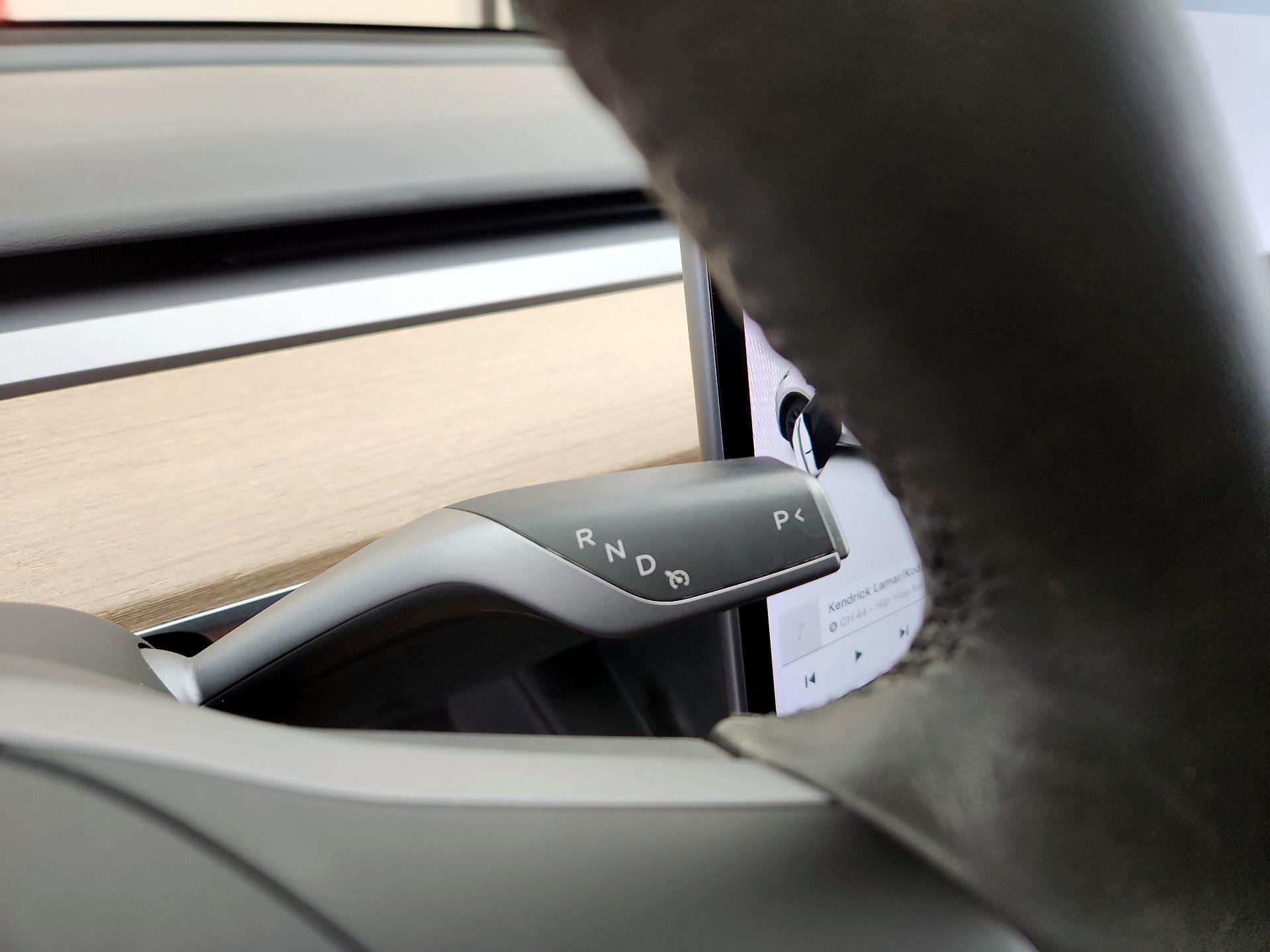 Thumbnail: 2022 Tesla Model Y - 17