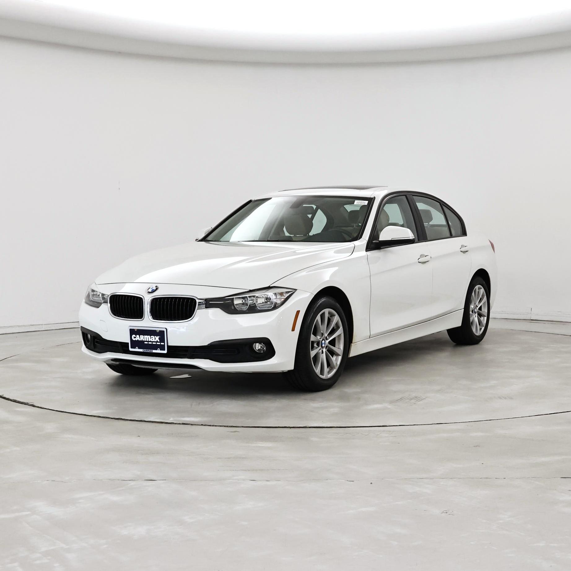 Thumbnail: 2017 BMW 3 Series - 4