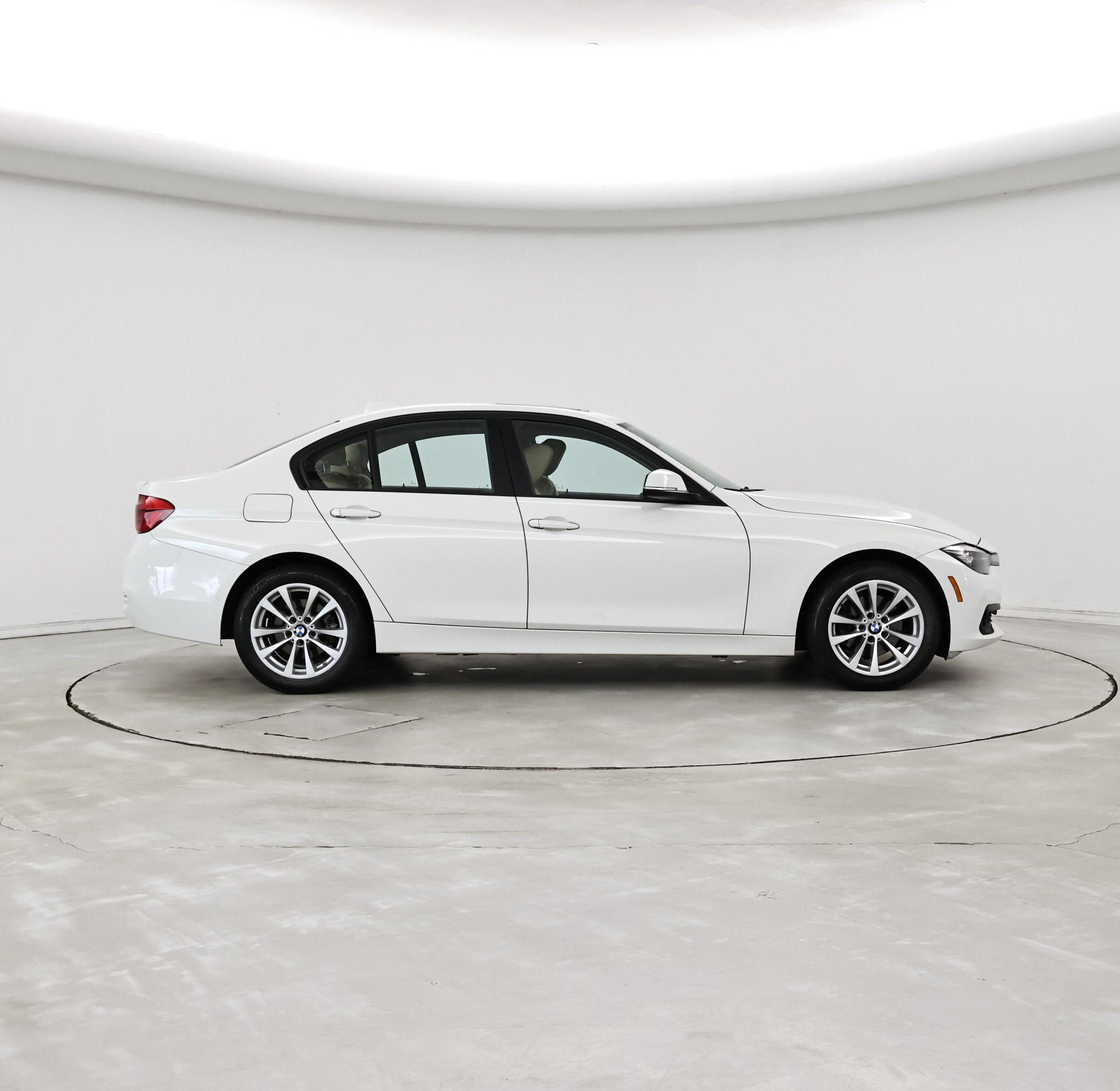 Thumbnail: 2017 BMW 3 Series - 7