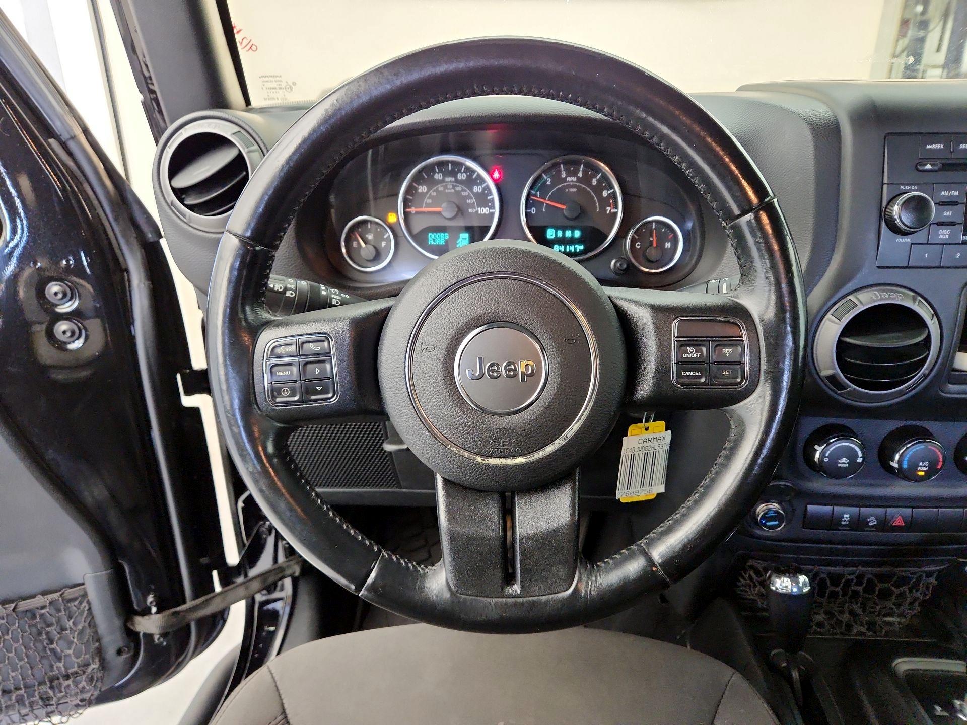 Thumbnail: 2017 Jeep Wrangler - 10