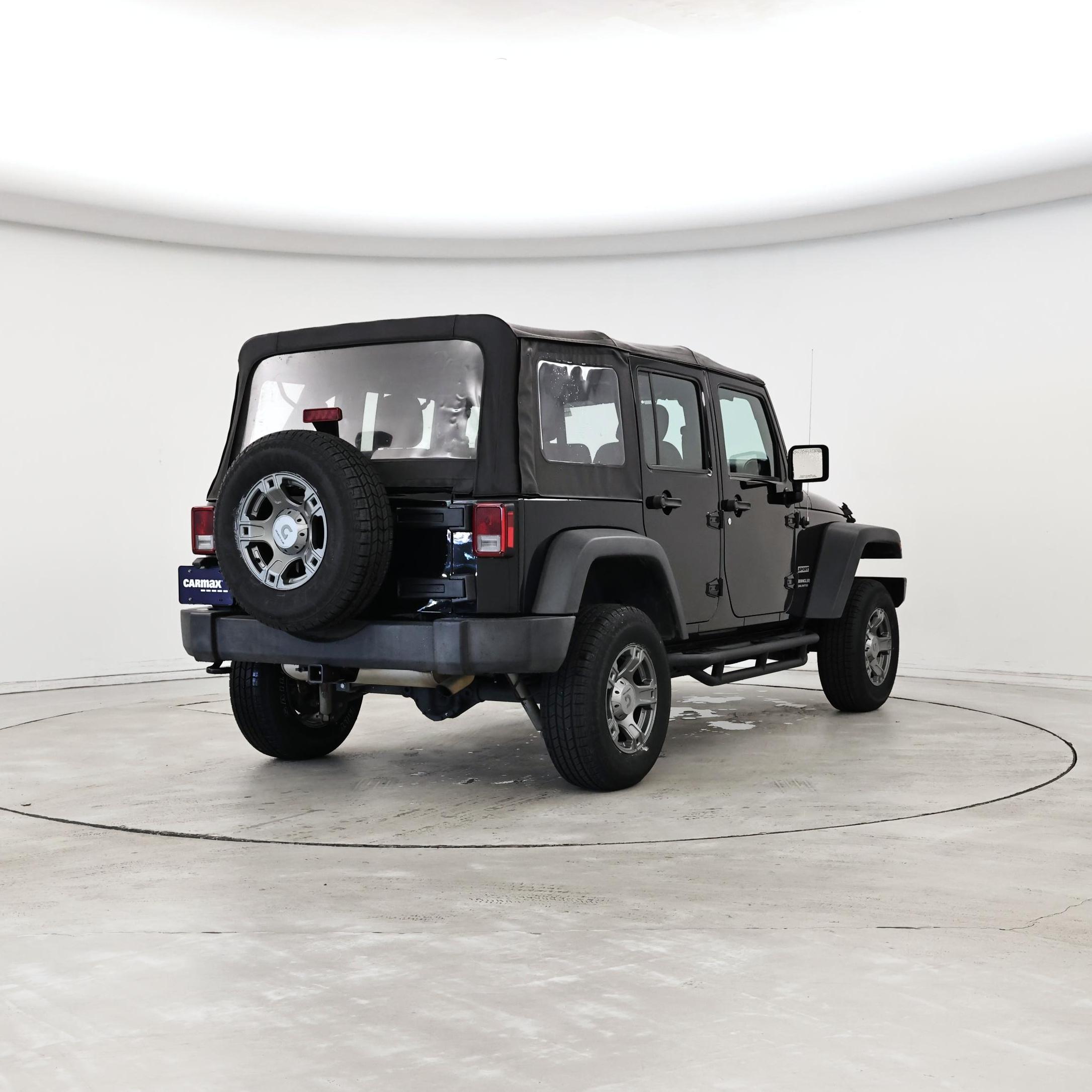 Thumbnail: 2017 Jeep Wrangler - 8