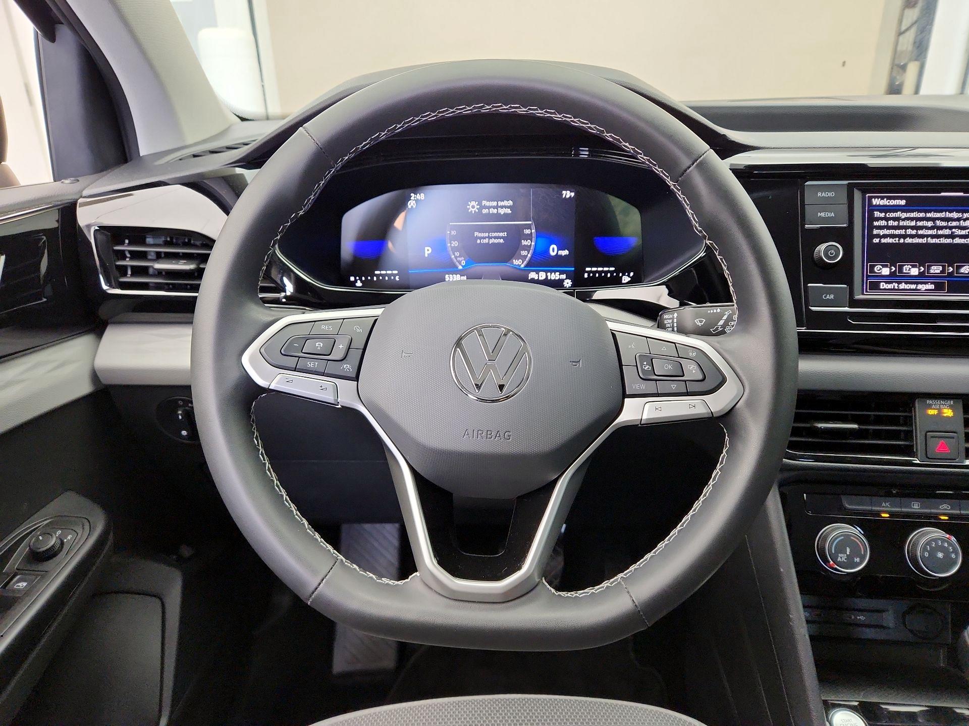 Thumbnail: 2024 Volkswagen Taos - 10