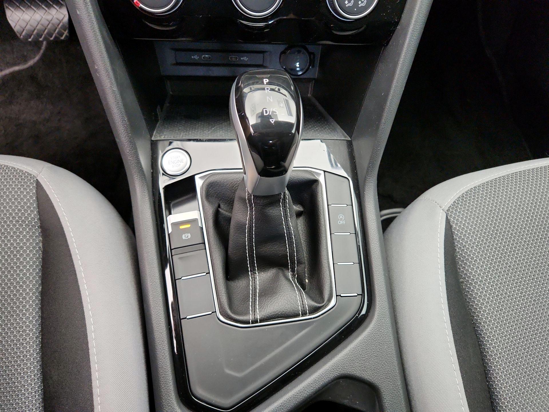 Thumbnail: 2024 Volkswagen Taos - 17