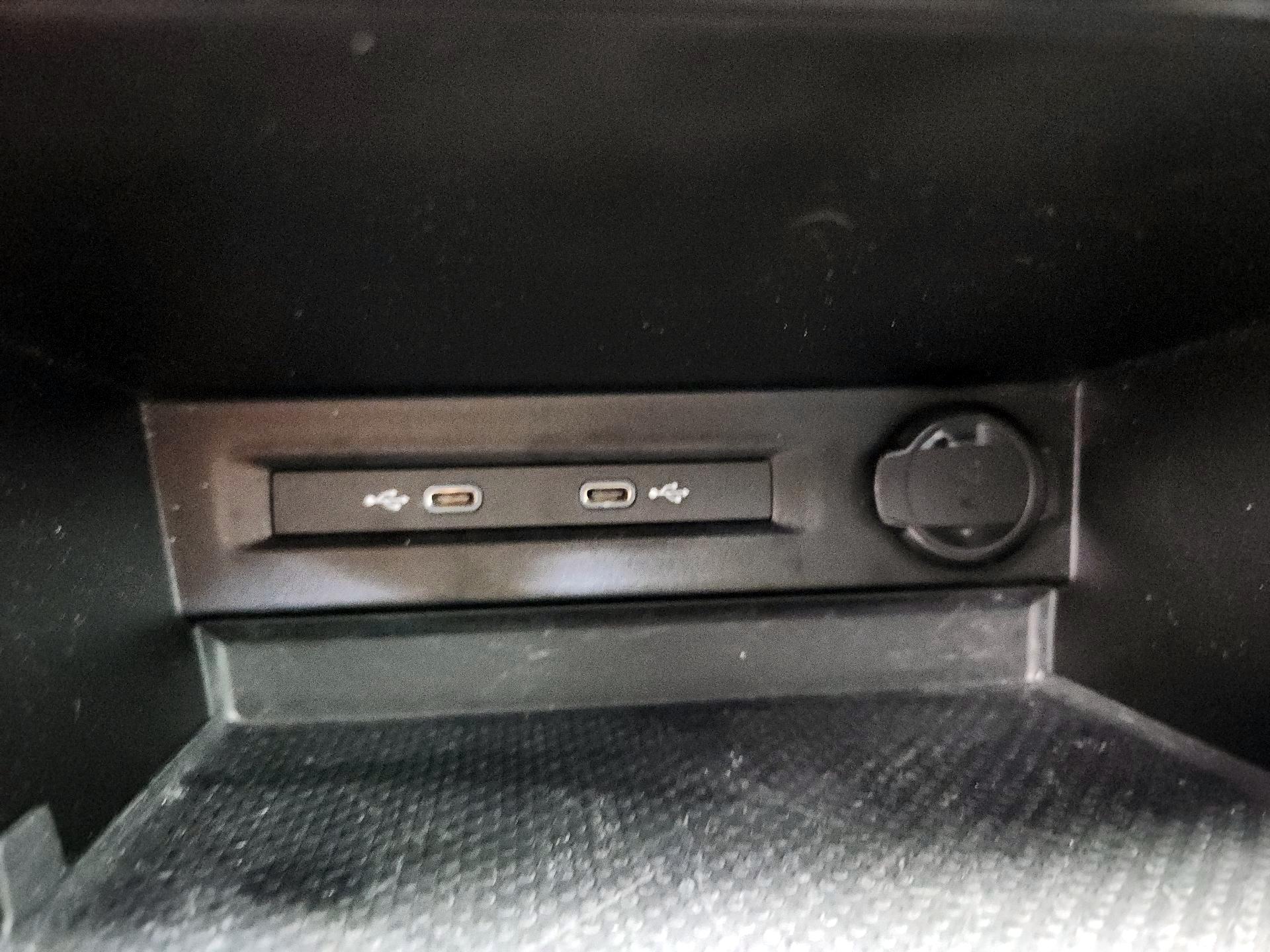 Thumbnail: 2024 Volkswagen Taos - 18