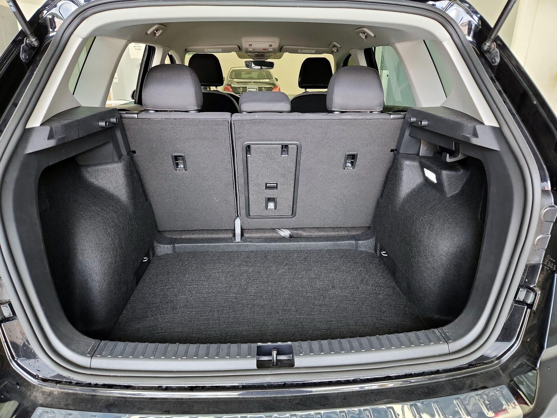 Thumbnail: 2024 Volkswagen Taos - 20