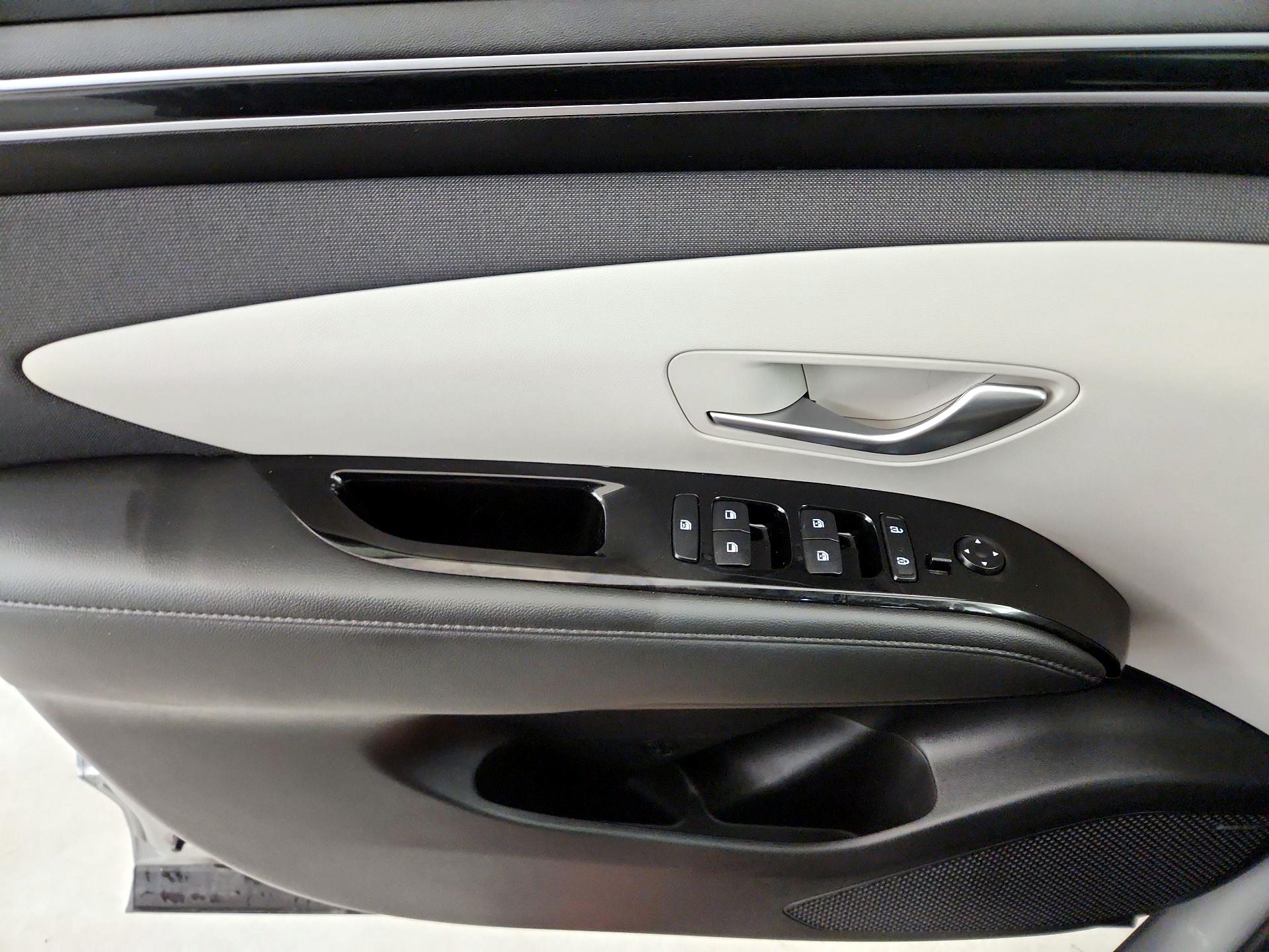 Thumbnail: 2023 Hyundai Tucson - 12