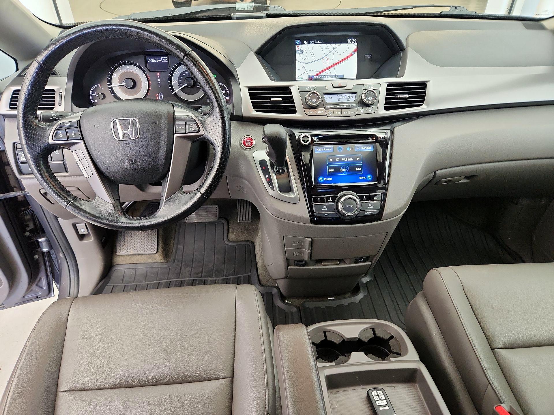 Thumbnail: 2015 Honda Odyssey - 9