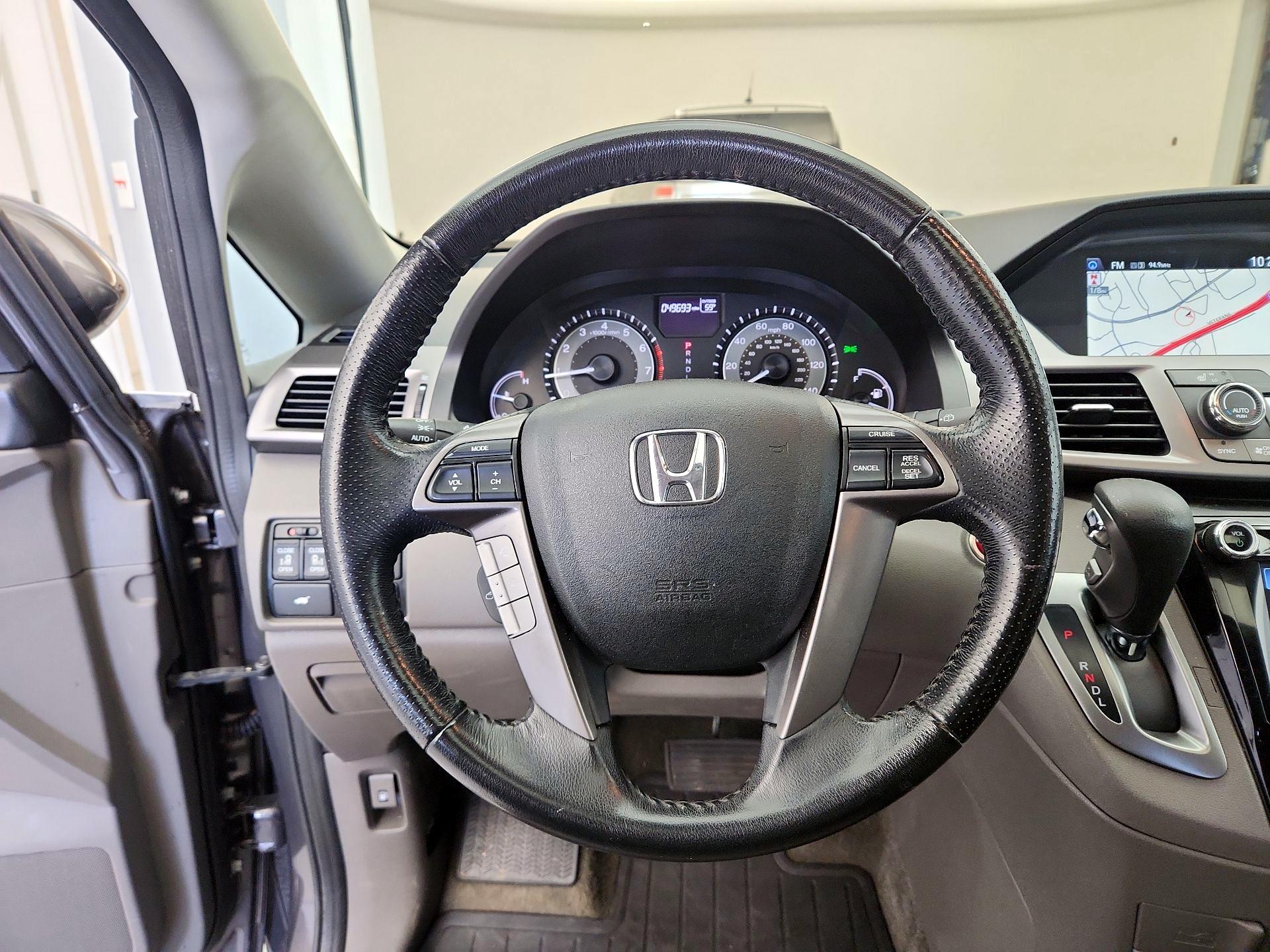 Thumbnail: 2015 Honda Odyssey - 10