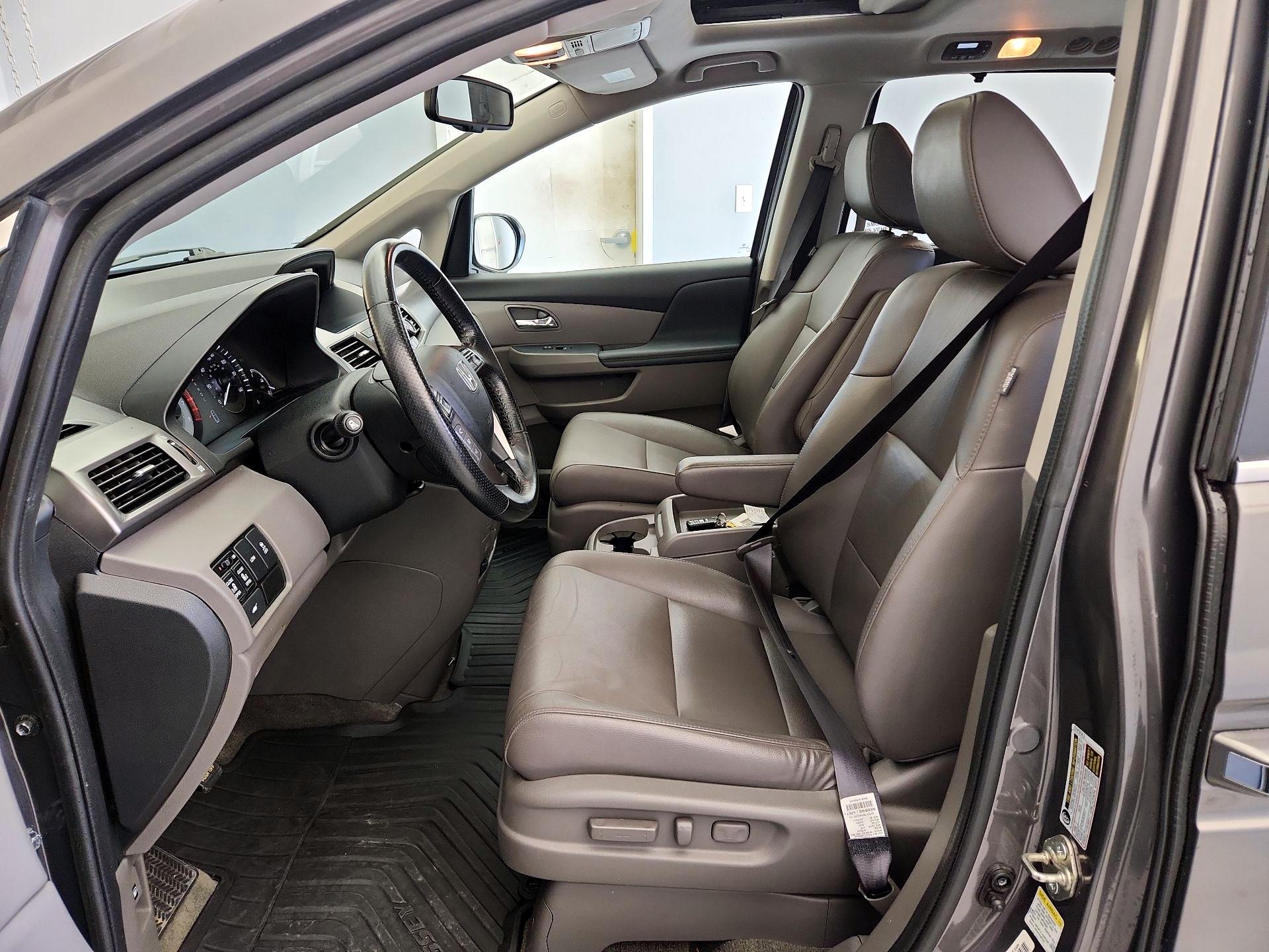 Thumbnail: 2015 Honda Odyssey - 11