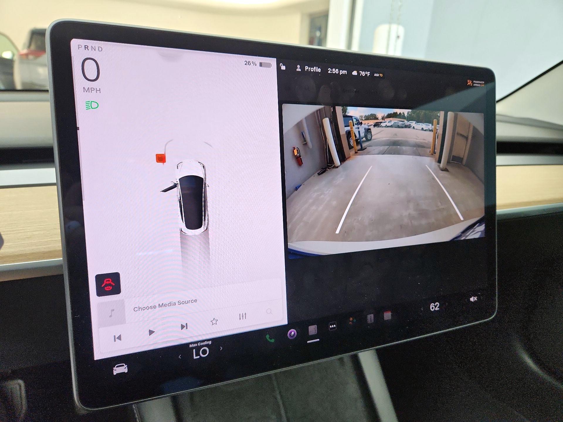 Thumbnail: 2022 Tesla Model 3 - 14