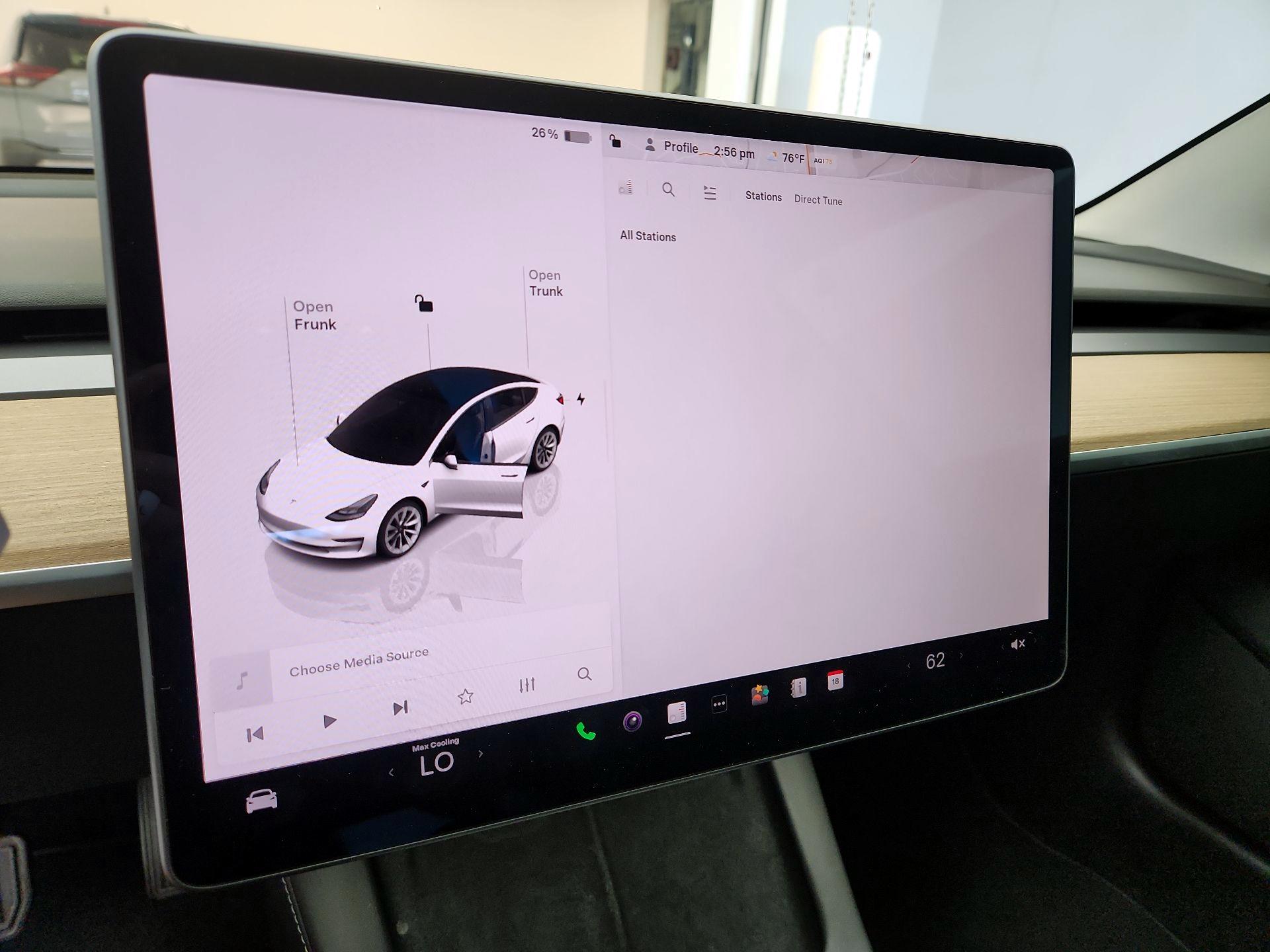 Thumbnail: 2022 Tesla Model 3 - 15