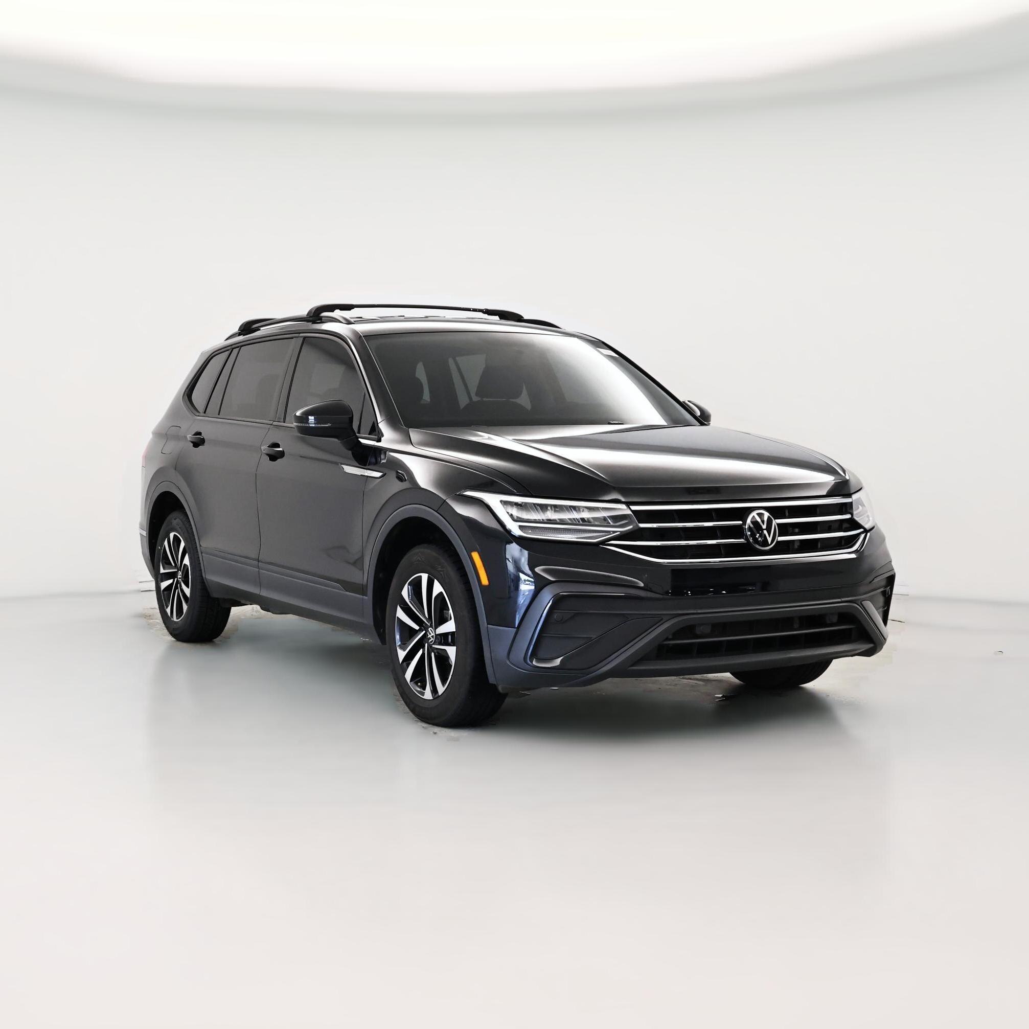 Thumbnail: 2022 Volkswagen Tiguan - 1