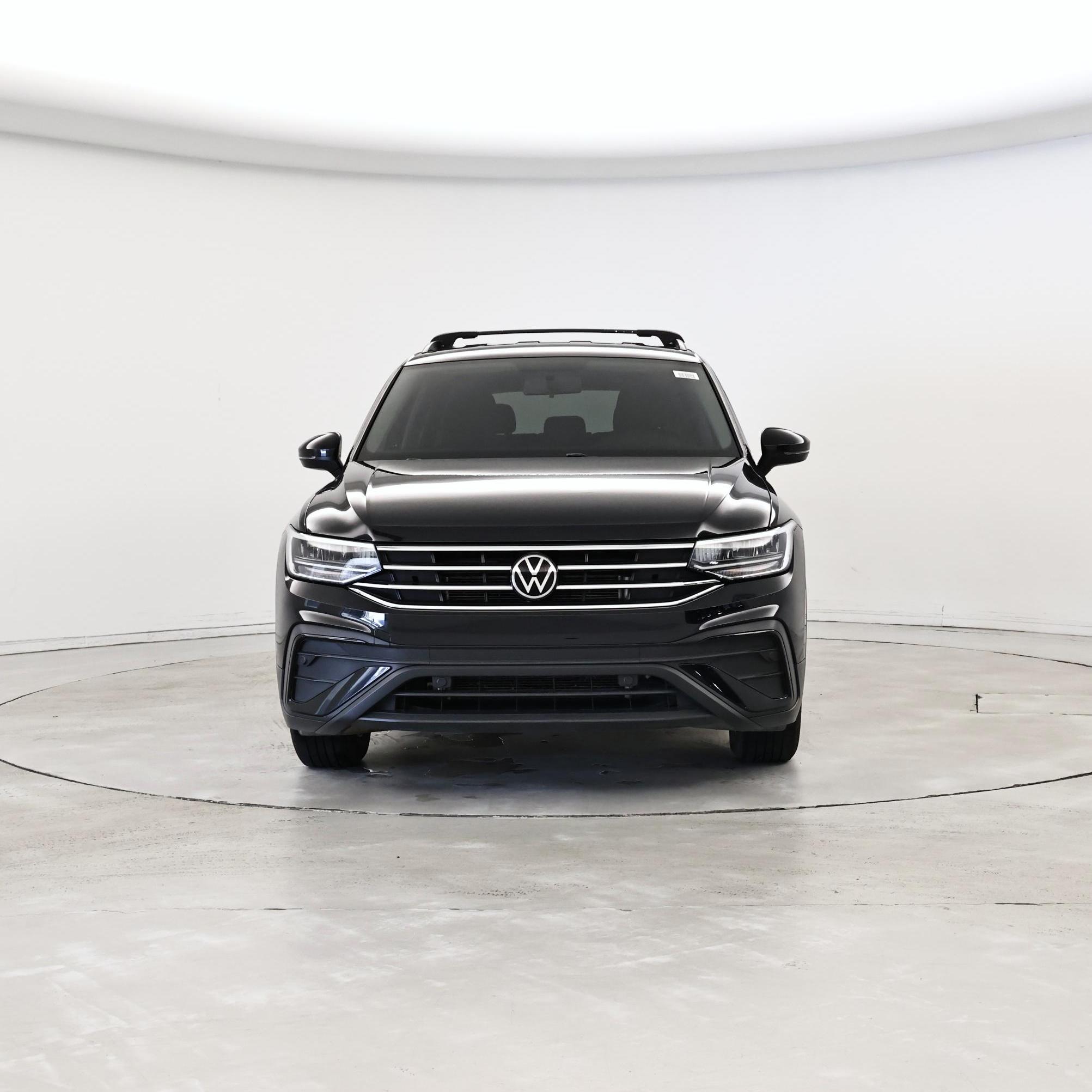 Thumbnail: 2022 Volkswagen Tiguan - 5