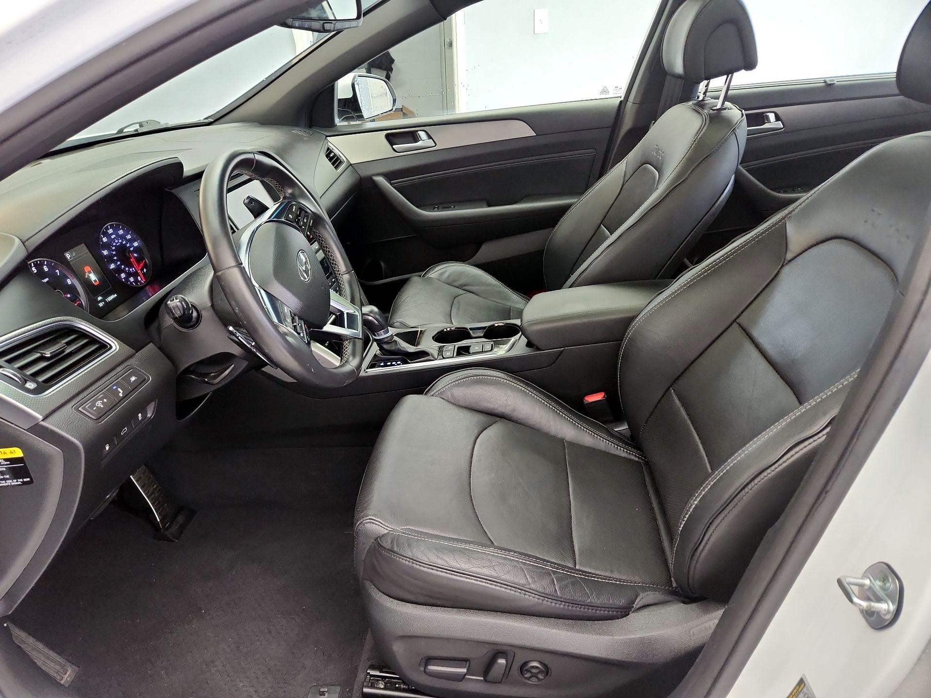 Thumbnail: 2015 Hyundai Sonata - 11