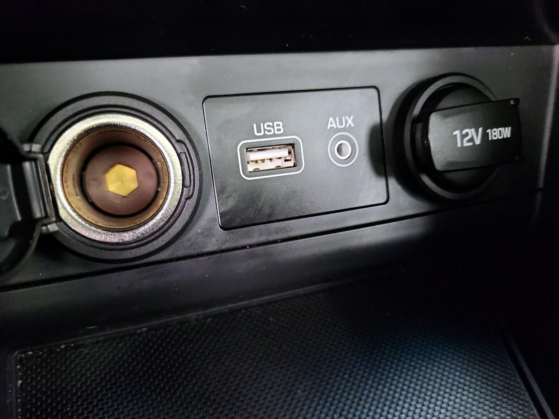 Thumbnail: 2015 Hyundai Sonata - 18