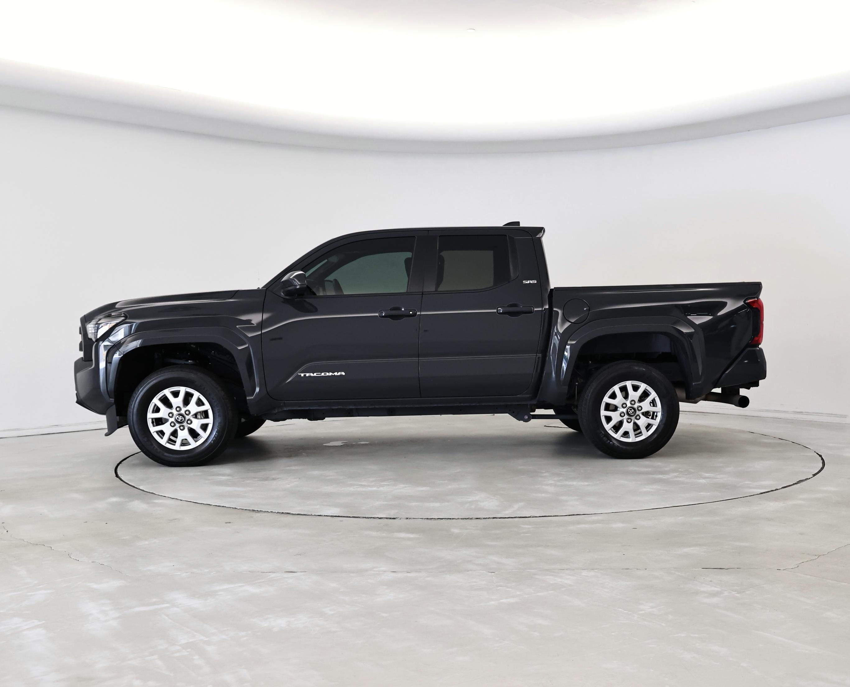 Thumbnail: 2024 Toyota Tacoma - 3