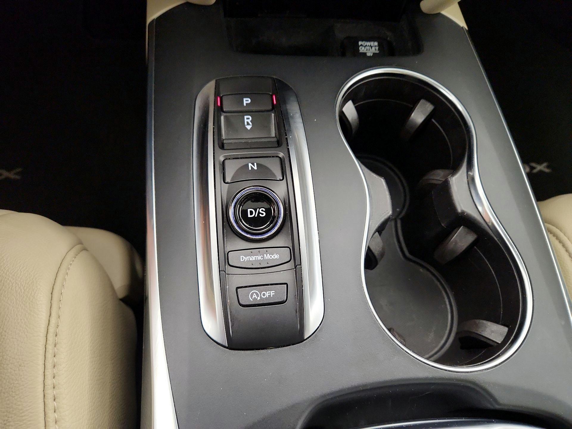 Thumbnail: 2020 Acura MDX - 17
